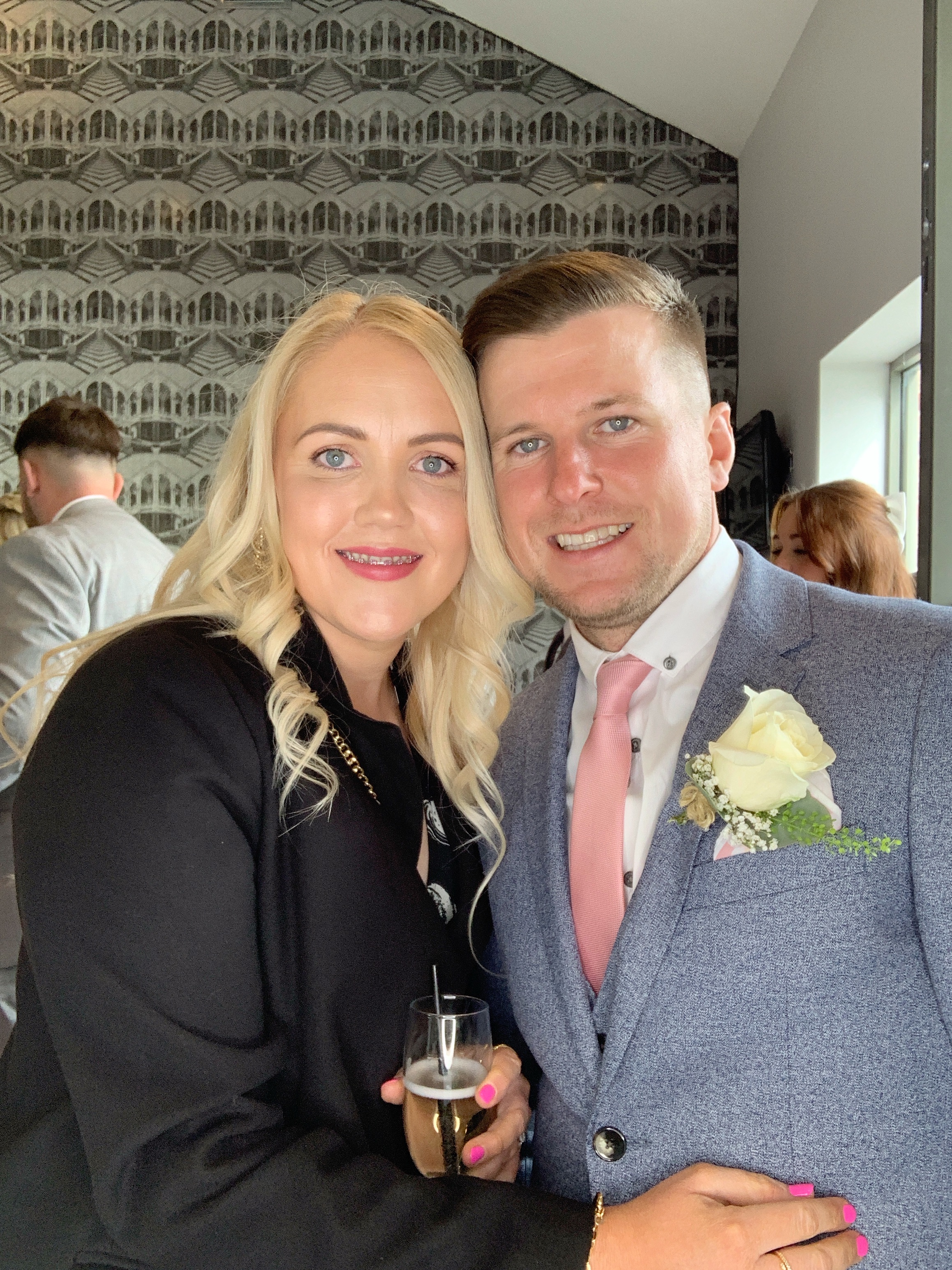 Aurtum & Liam  | View more photos from the event at gallery.magicimages.uk/u/MagicImages/Aurtum-Liam