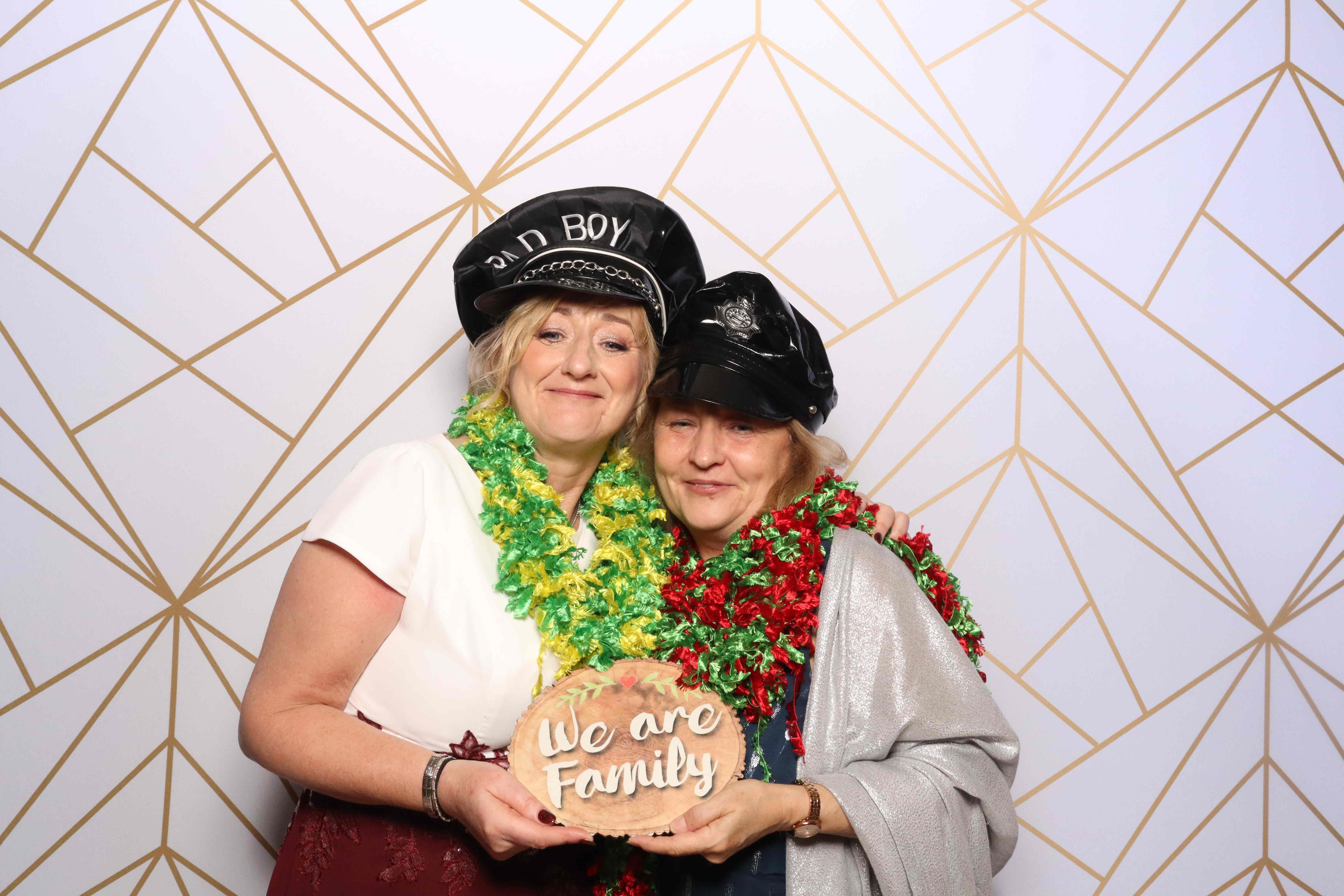 Dan & Rachael  | View more photos from the event at gallery.magicimages.uk/u/MagicImages/Dan-Rachael