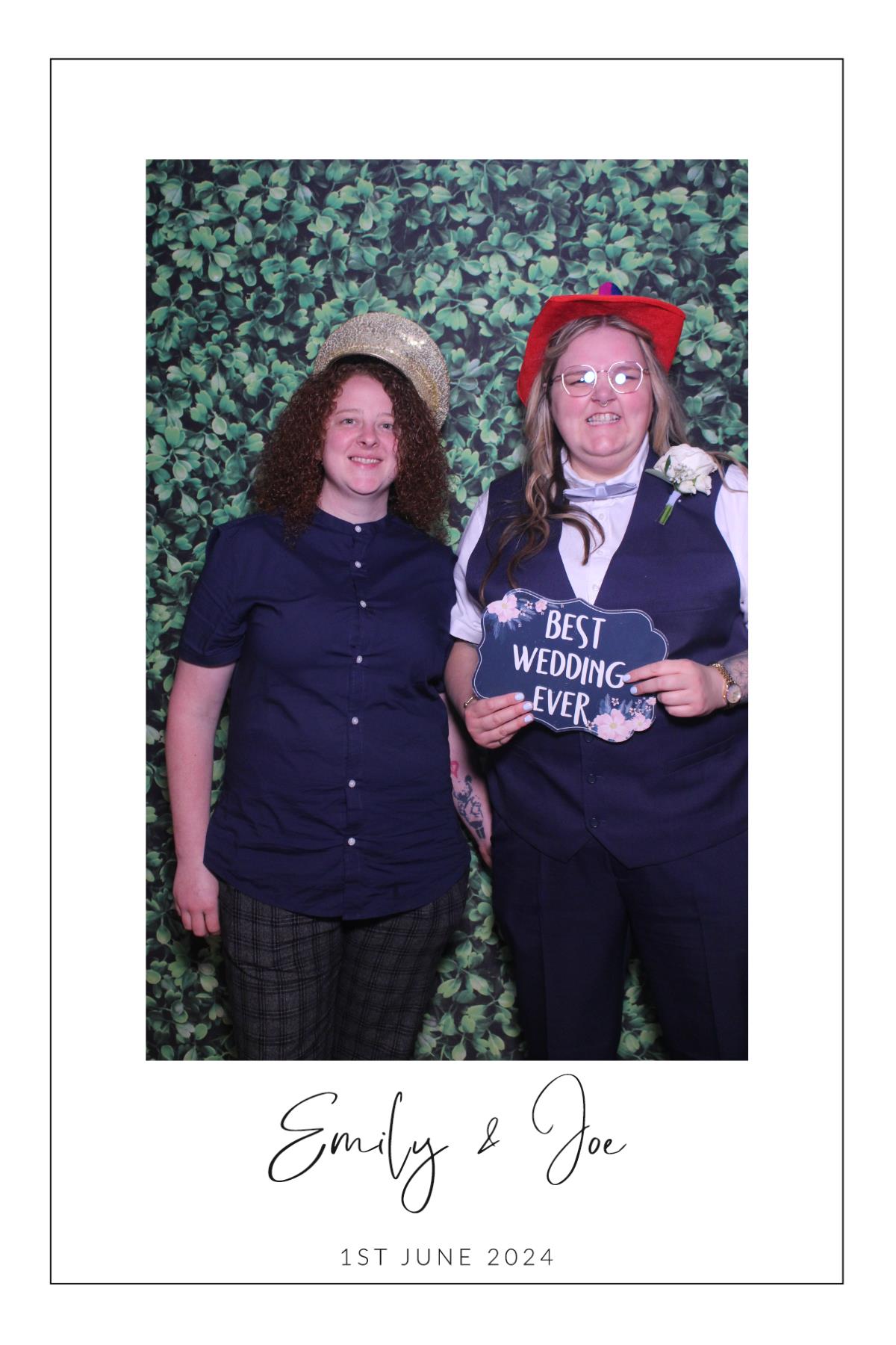 Emily & Joe  | View more photos from the event at gallery.magicimages.uk/u/MagicImages/Emily-Joe