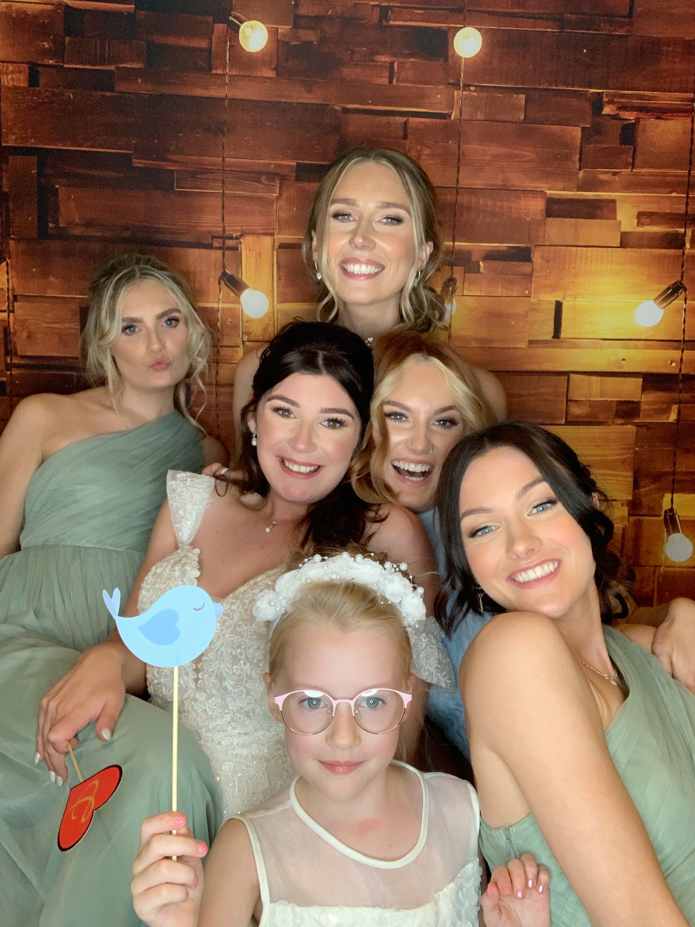 Jake & Beckie  | View more photos from the event at gallery.magicimages.uk/u/MagicImages/Jake-Beckie