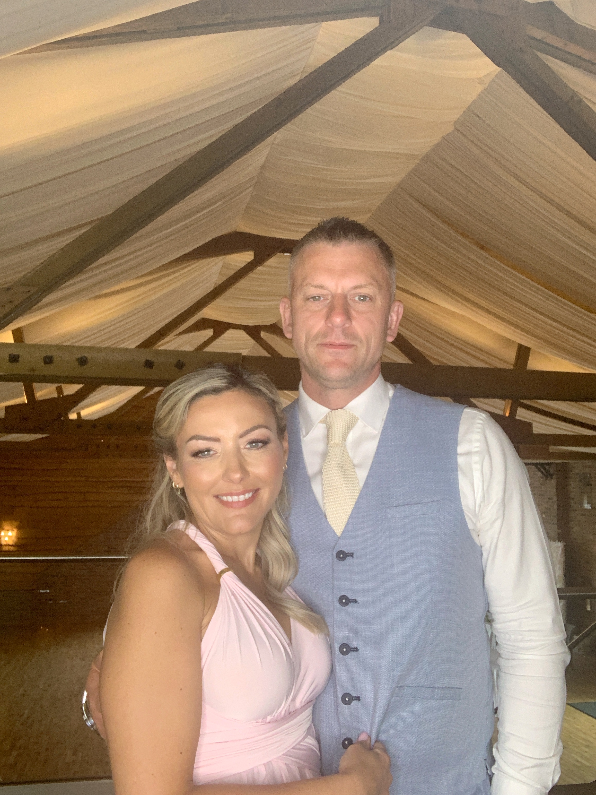 Jess & Dave  | View more photos from the event at gallery.magicimages.uk/u/MagicImages/Jess-Dave