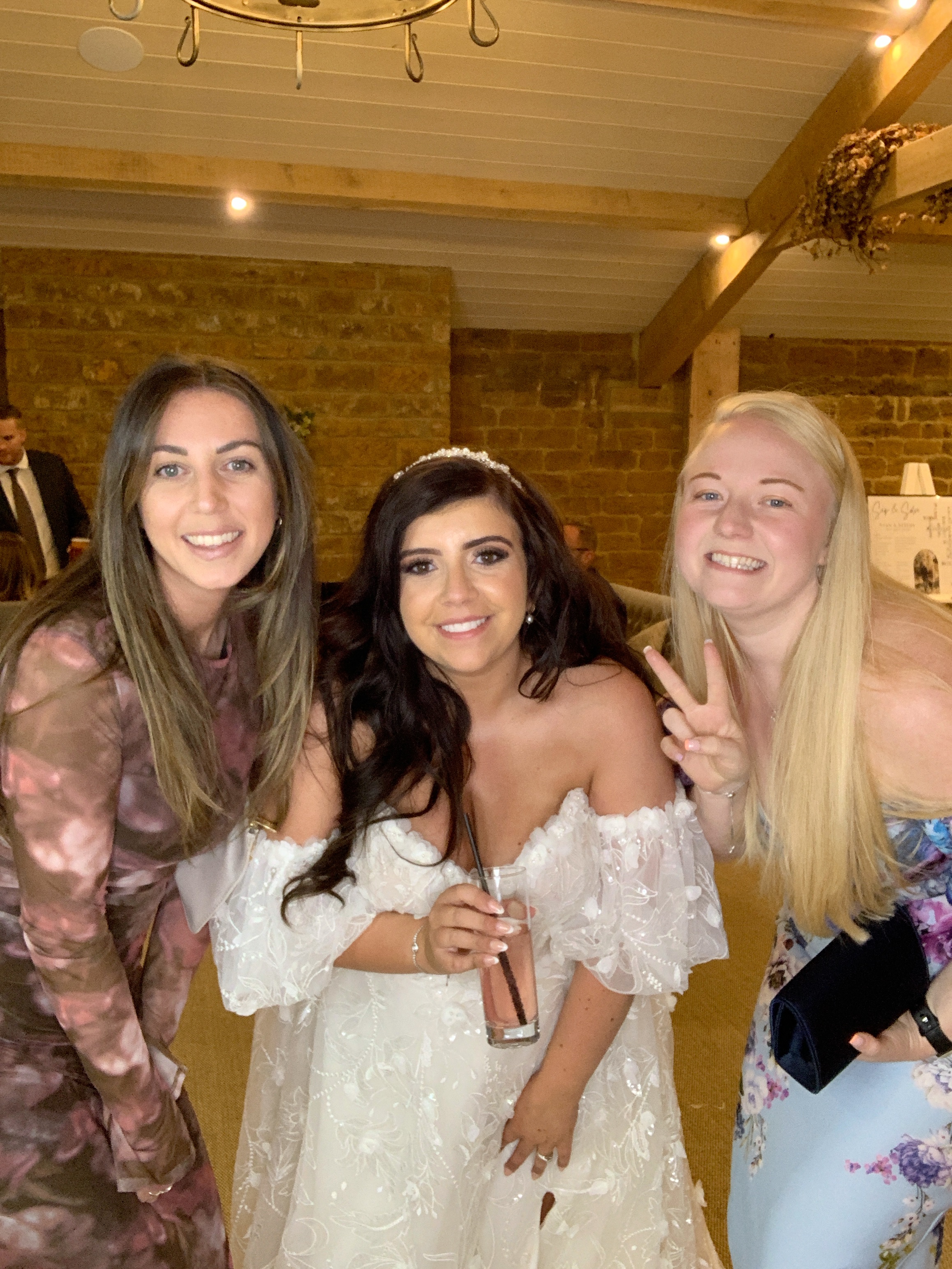 Mr & Mrs Howe photos  | View more photos from the event at gallery.magicimages.uk/u/MagicImages/Mr-Mrs-Howe-photos