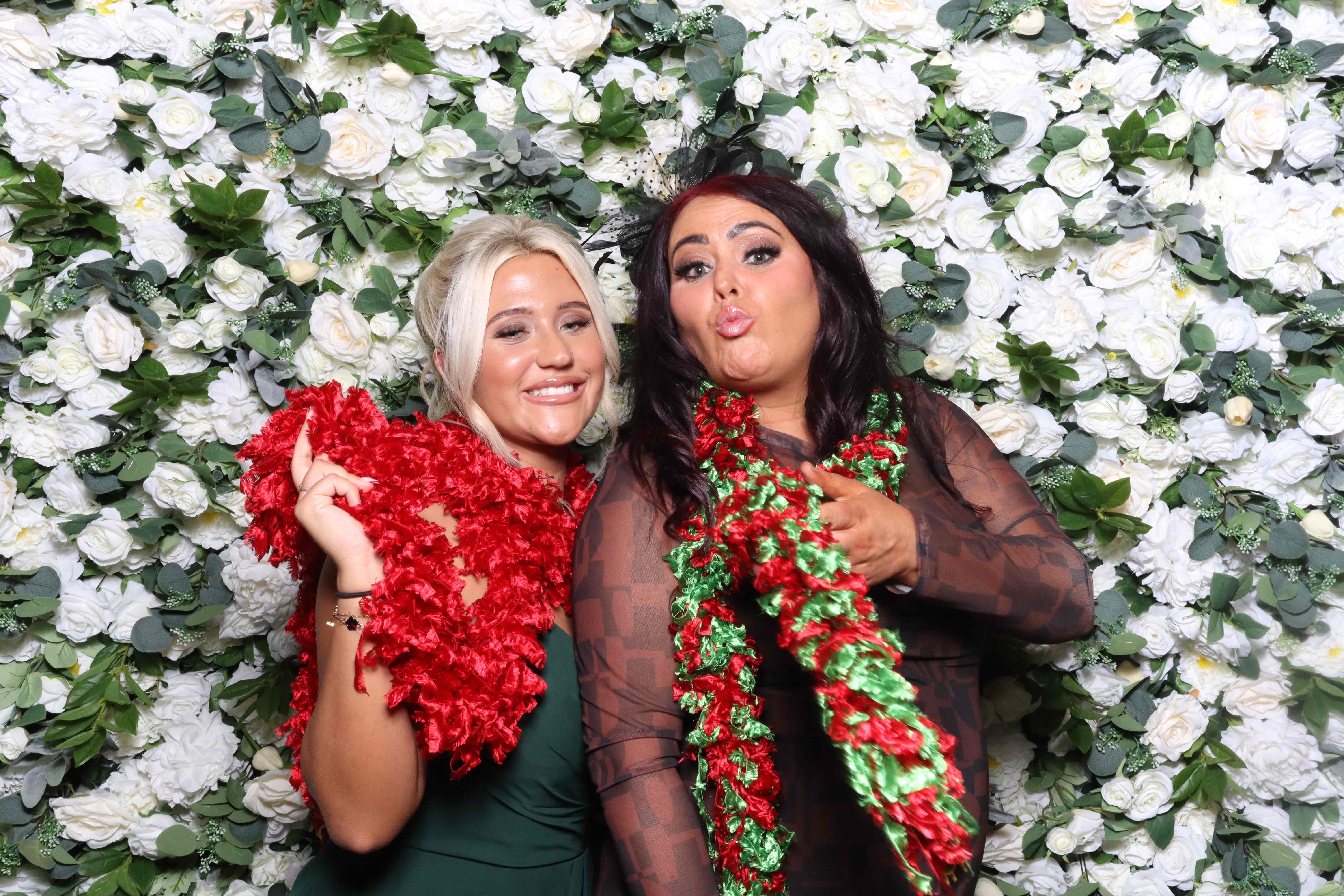 Mr & Mrs Kilroy  | View more photos from the event at gallery.magicimages.uk/u/MagicImages/Mr-Mrs-Kilroy