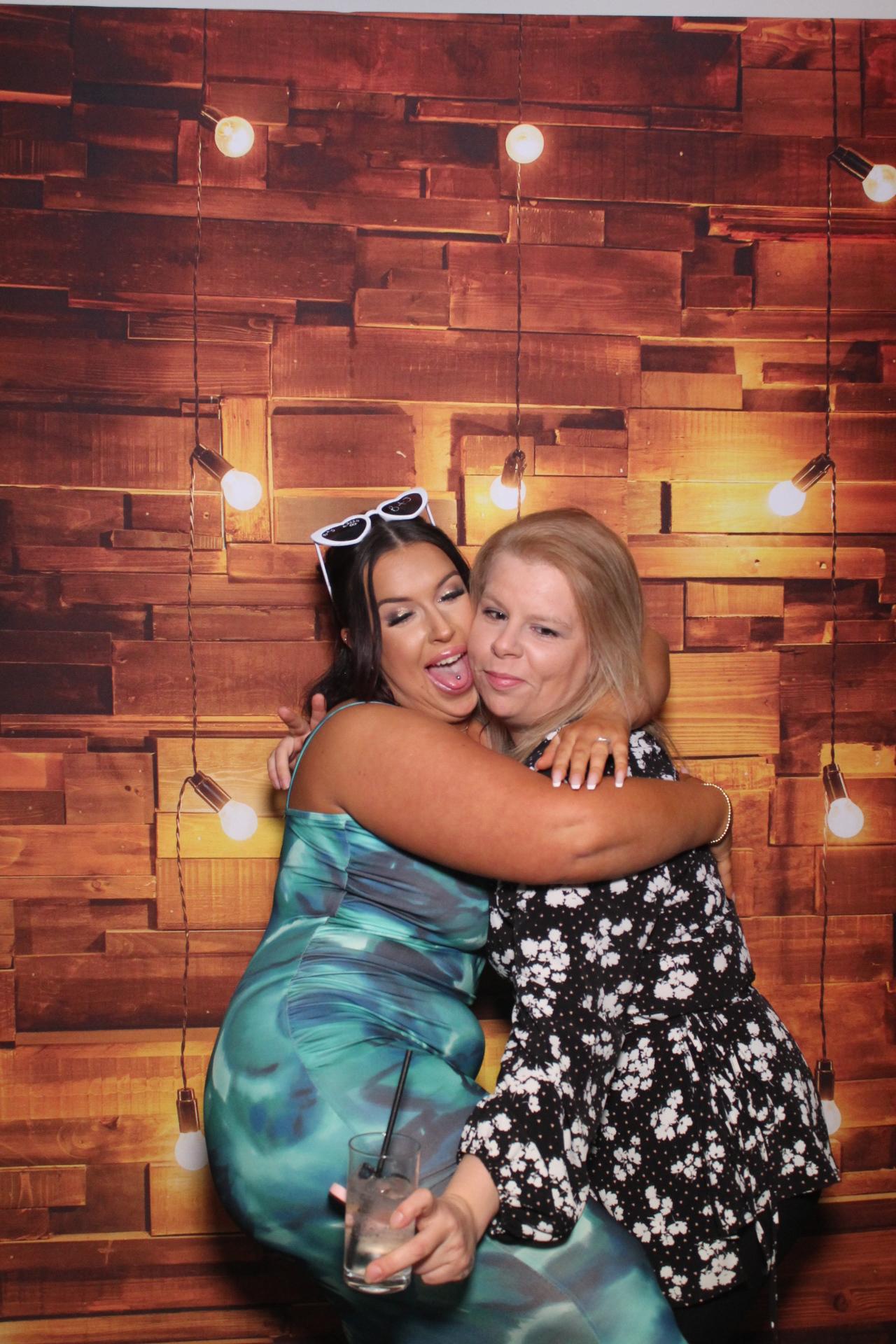 Mr & Mrs Korkmaz | View more photos from the event at gallery.magicimages.uk/u/MagicImages/Mr-Mrs-Korkmaz