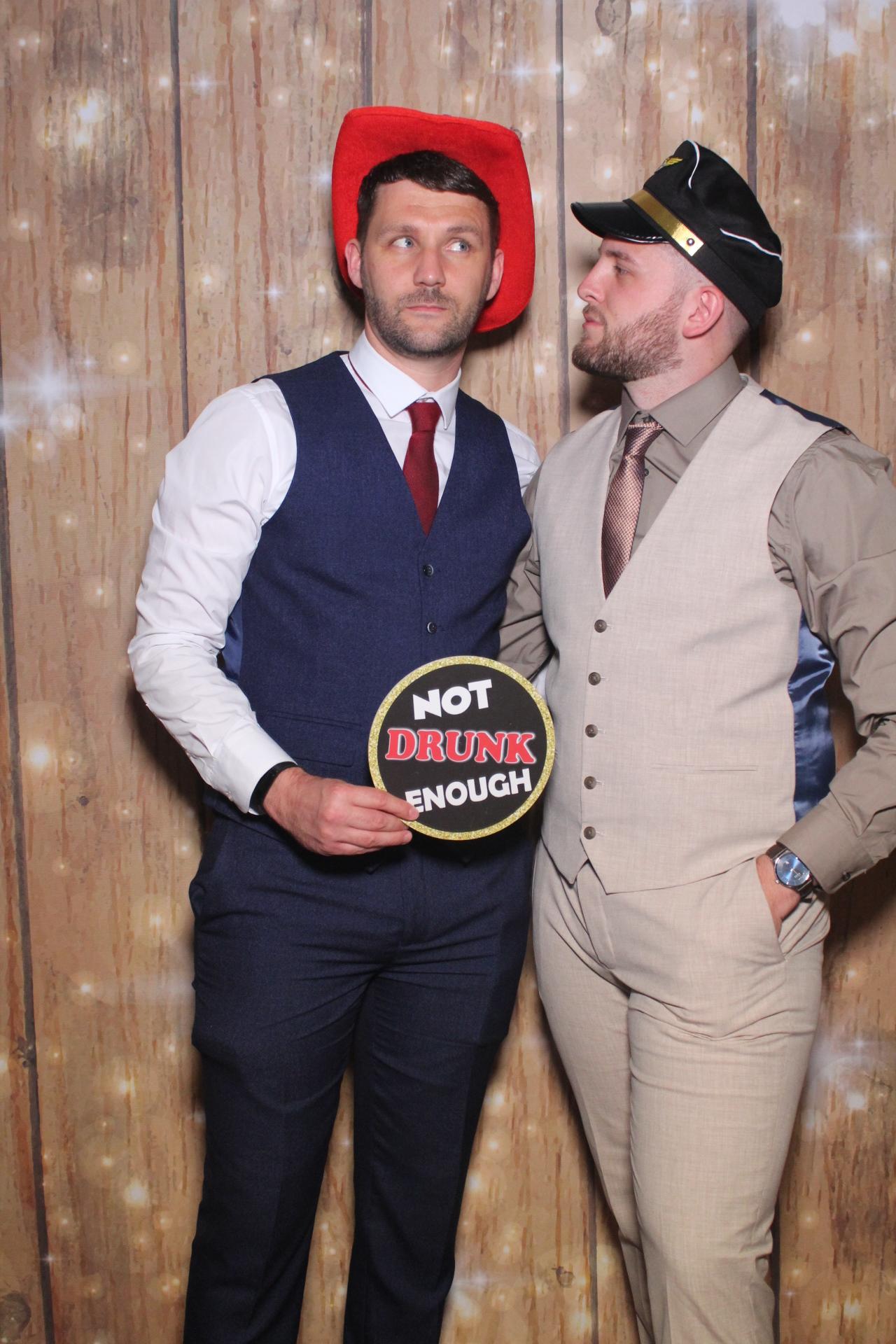 Paul & Pij  | View more photos from the event at gallery.magicimages.uk/u/MagicImages/Paul-Pij