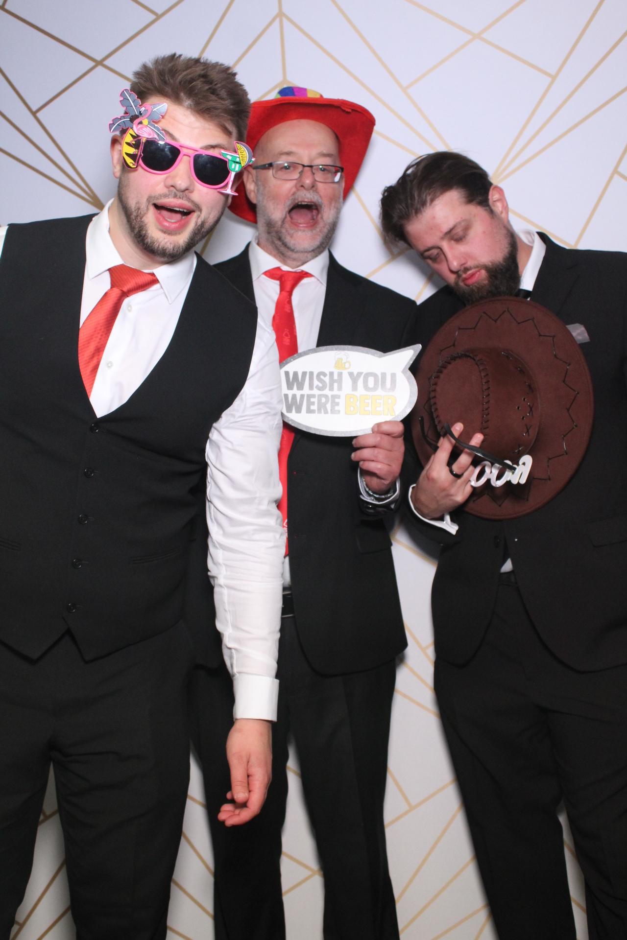 Sam and Shoshanna | View more photos from the event at gallery.magicimages.uk/u/MagicImages/Sam-and-Shoshanna