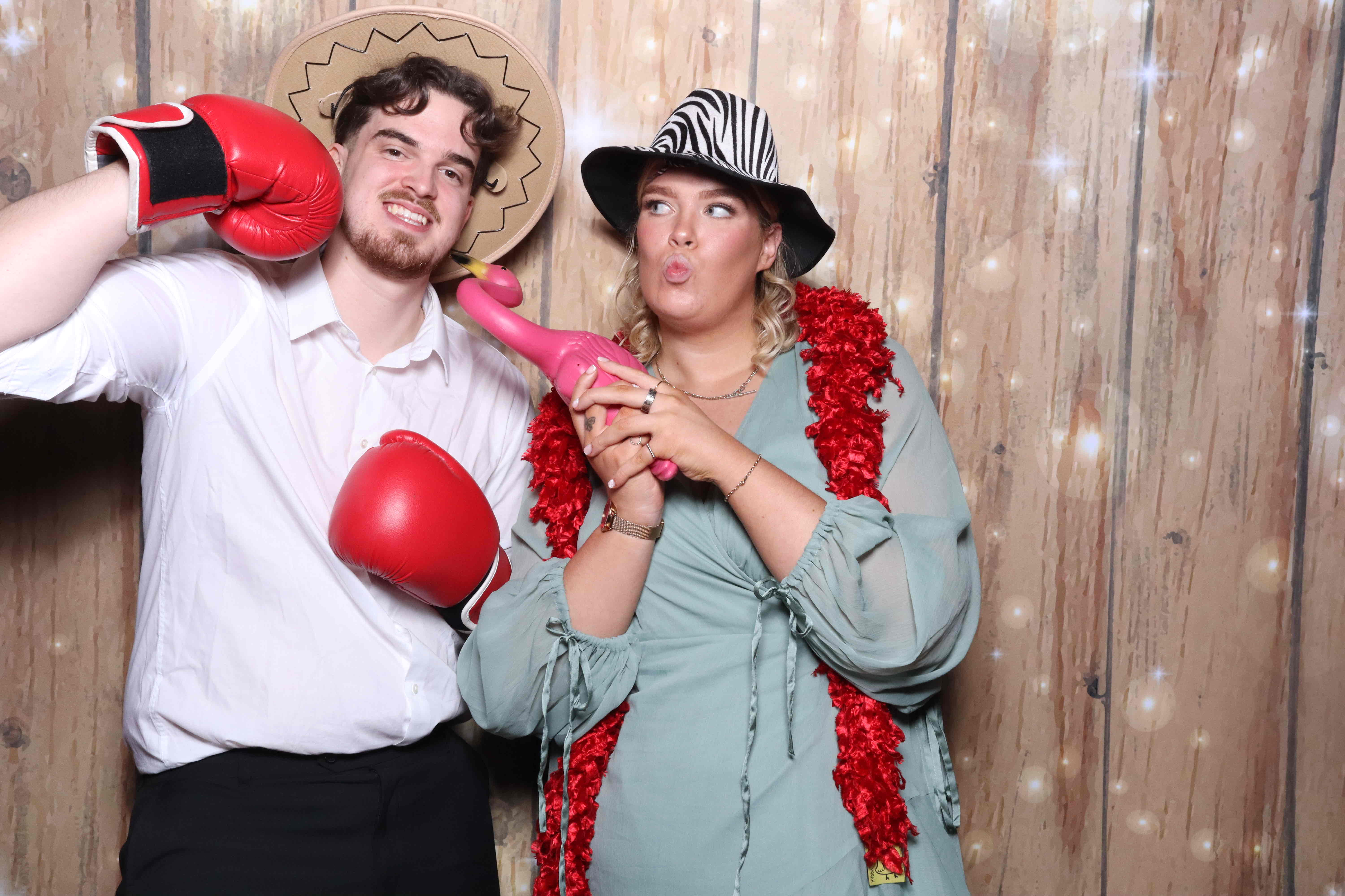 Wendy & James  | View more photos from the event at gallery.magicimages.uk/u/MagicImages/Wendy-James