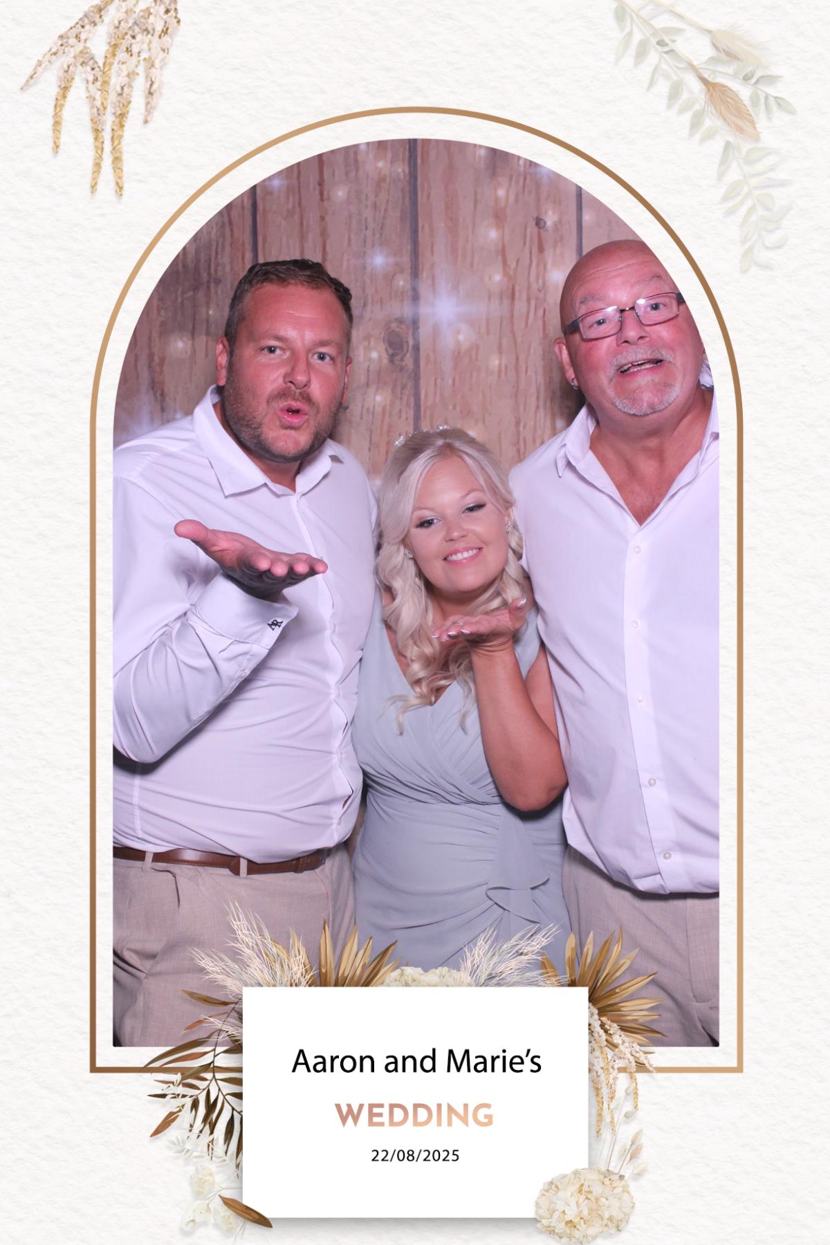 Aaron and Marie’s Wedding | View more photos from the event at gallery.magicimages.uk/u/MagicImages/Aaron-and-Marie’s-Wedding