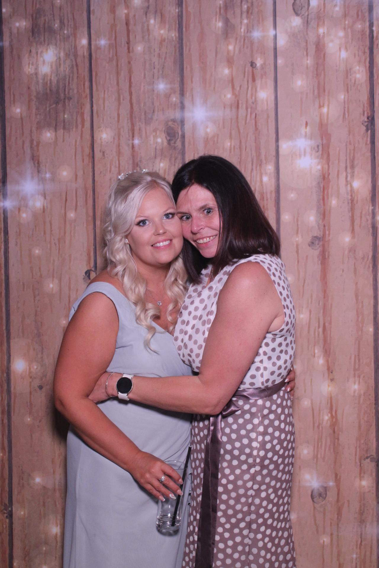 Aaron and Marie’s Wedding | View more photos from the event at gallery.magicimages.uk/u/MagicImages/Aaron-and-Marie’s-Wedding