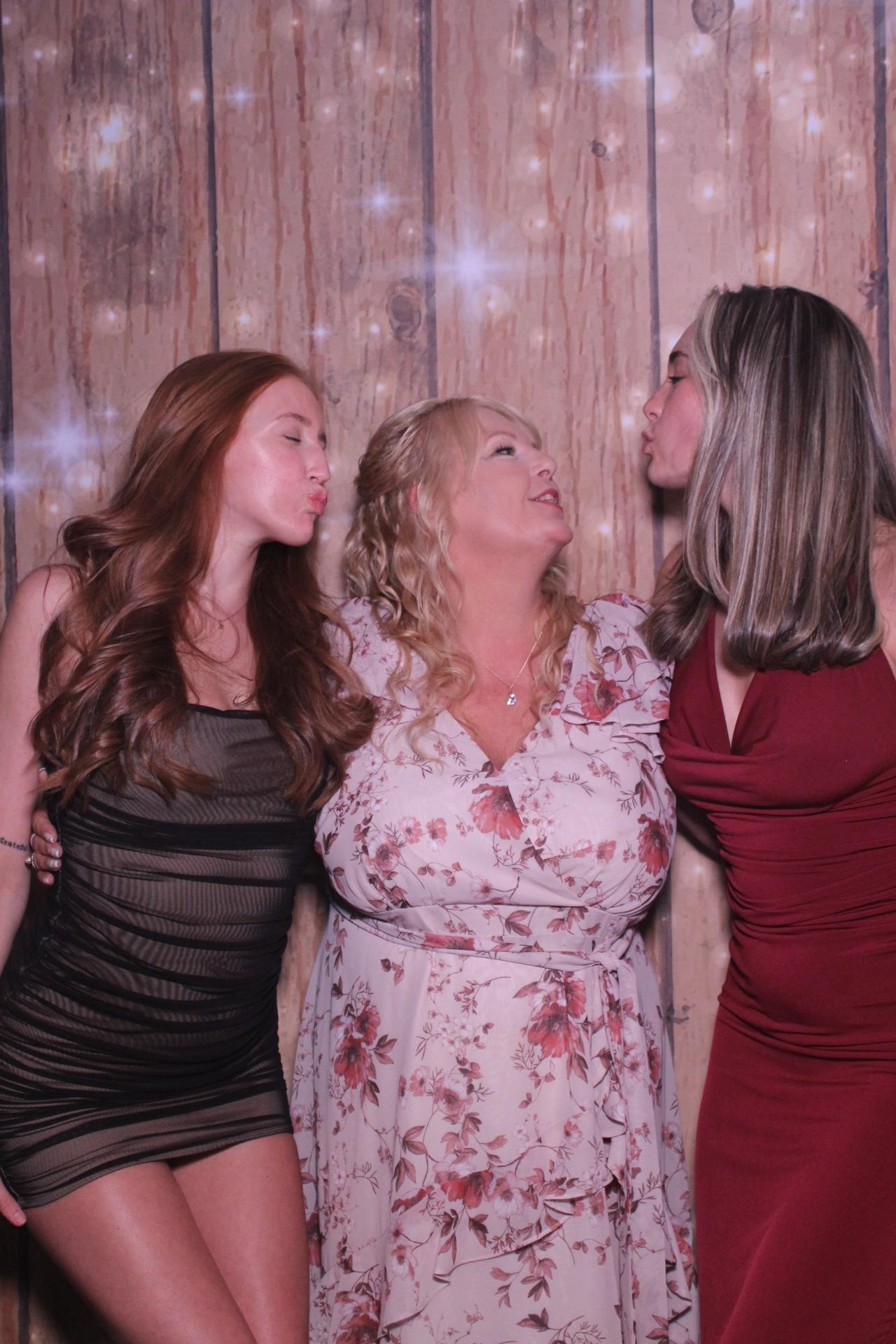 Aaron and Marie’s Wedding | View more photos from the event at gallery.magicimages.uk/u/MagicImages/Aaron-and-Marie’s-Wedding