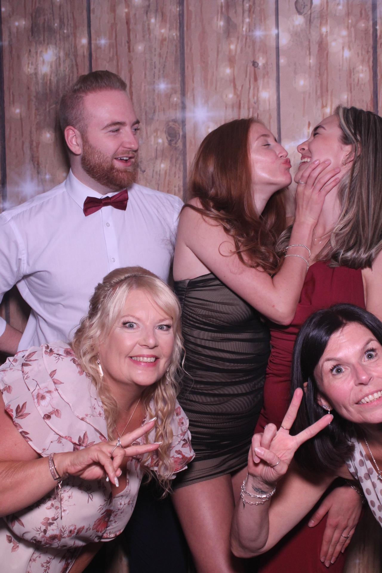 Aaron and Marie’s Wedding | View more photos from the event at gallery.magicimages.uk/u/MagicImages/Aaron-and-Marie’s-Wedding