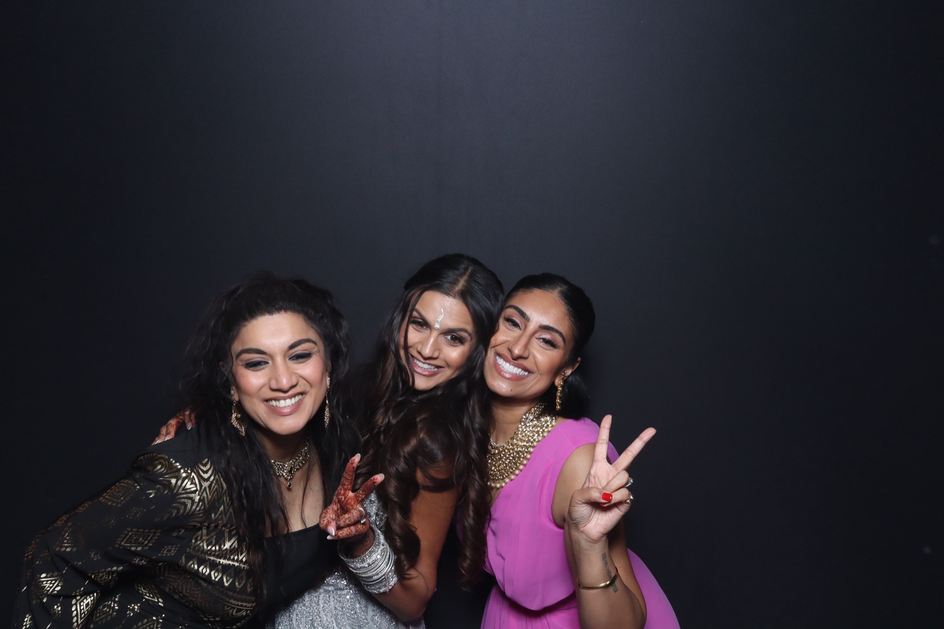 Anish & Monica  | View more photos from the event at gallery.magicimages.uk/u/MagicImages/Anish-Monica