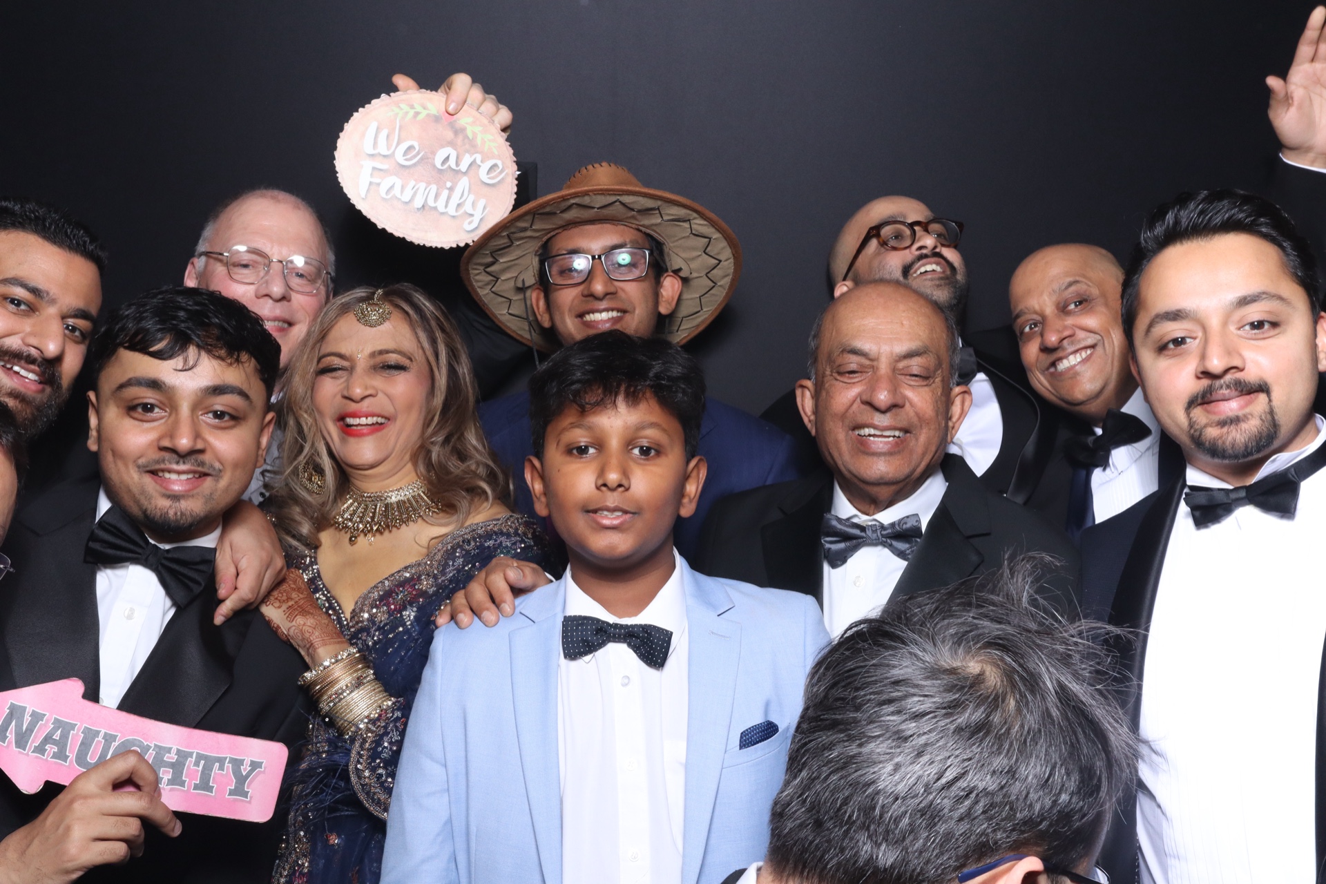 Anish & Monica  | View more photos from the event at gallery.magicimages.uk/u/MagicImages/Anish-Monica