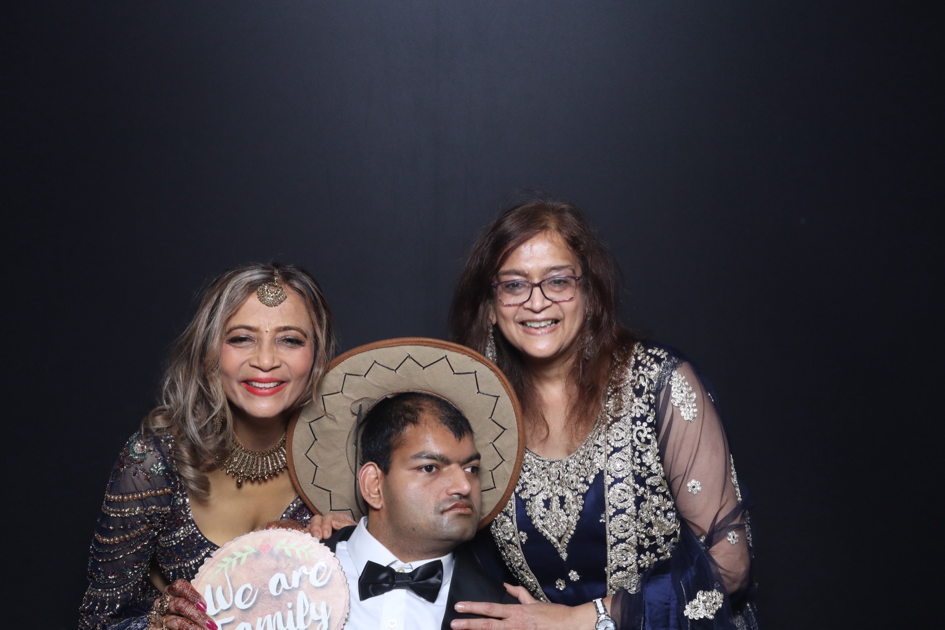 Anish & Monica  | View more photos from the event at gallery.magicimages.uk/u/MagicImages/Anish-Monica