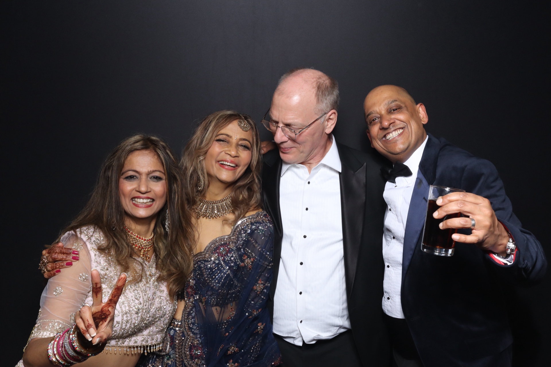 Anish & Monica  | View more photos from the event at gallery.magicimages.uk/u/MagicImages/Anish-Monica