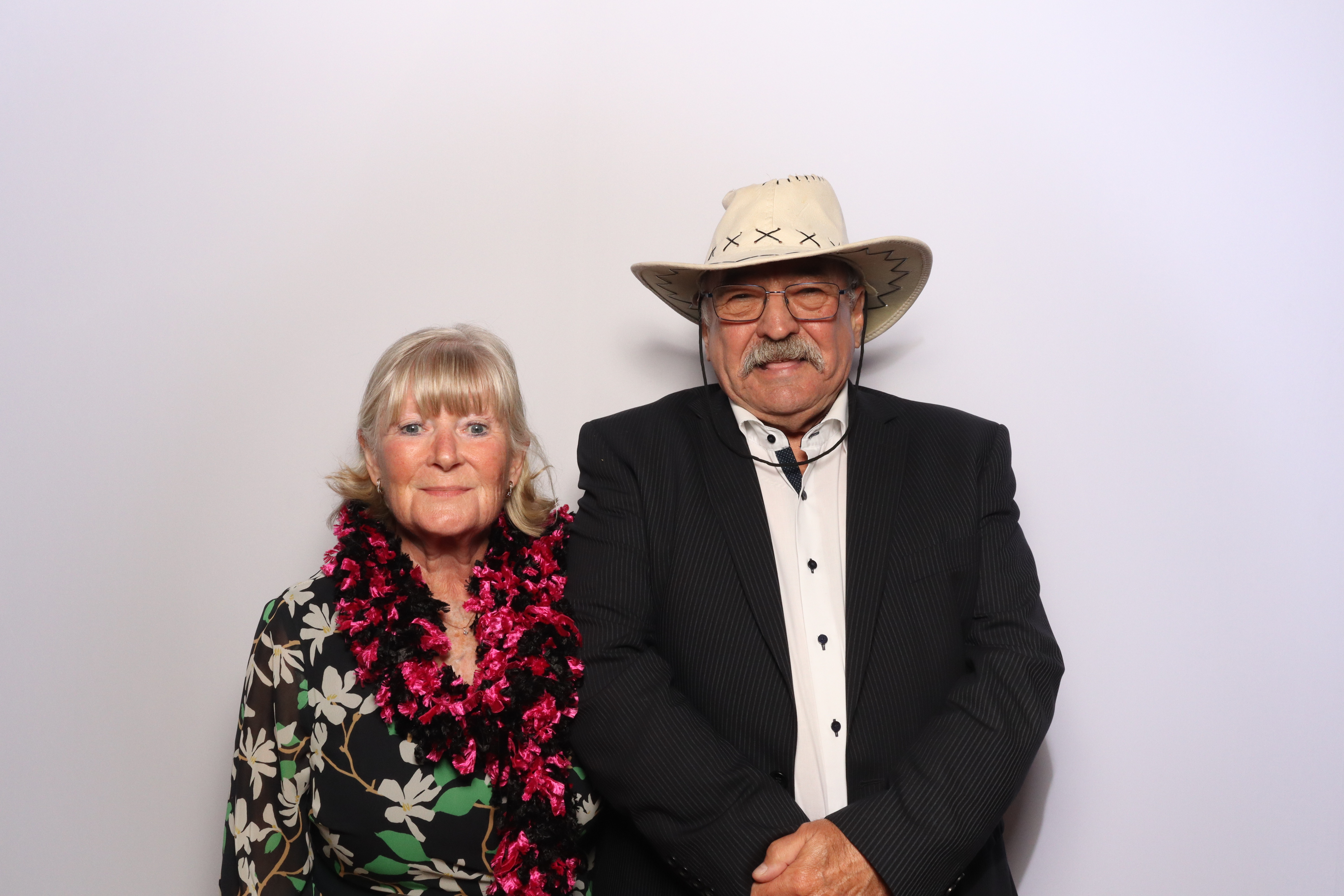 Charlie & Zac  | View more photos from the event at gallery.magicimages.uk/u/MagicImages/Charlie-Zac