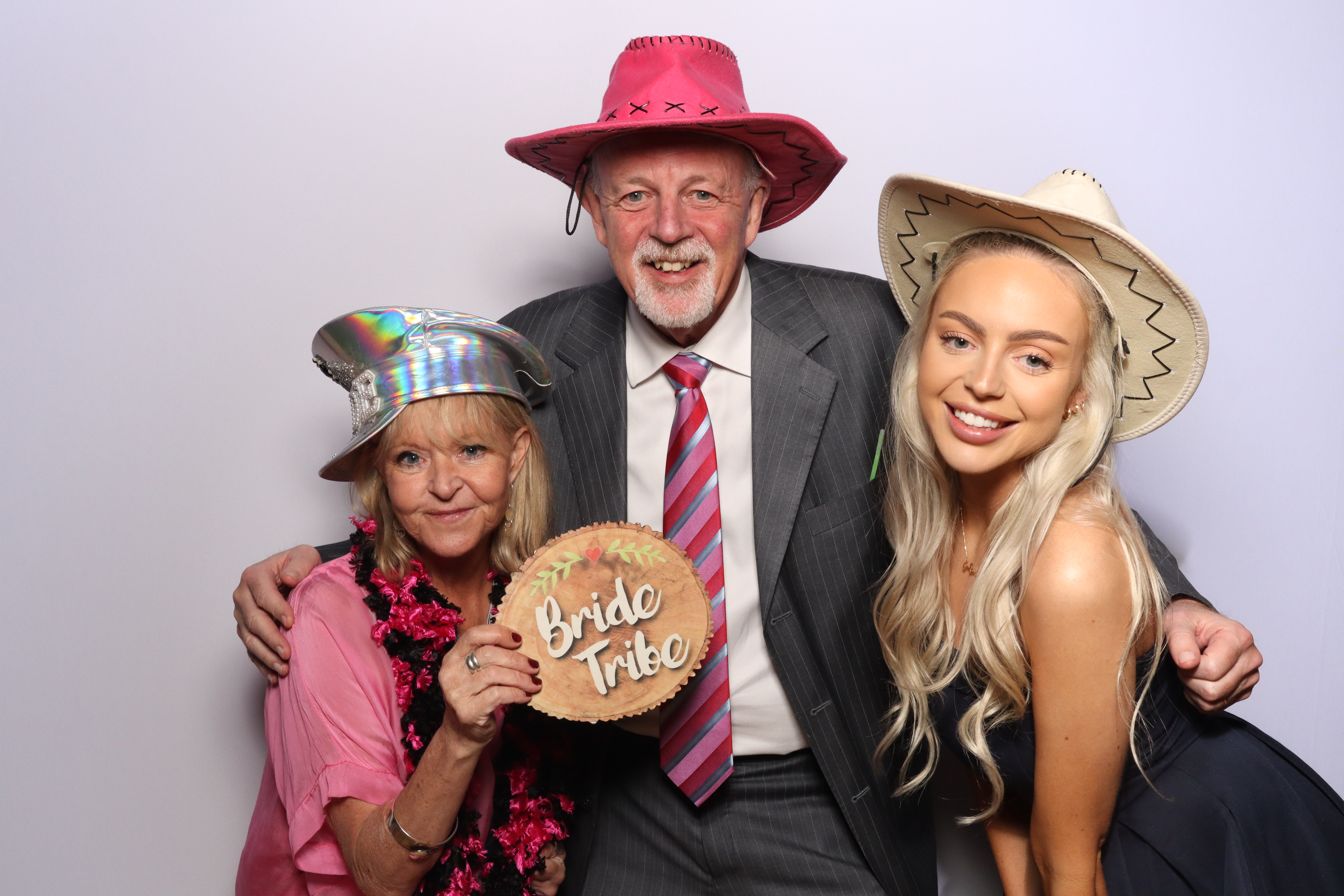 Charlie & Zac  | View more photos from the event at gallery.magicimages.uk/u/MagicImages/Charlie-Zac