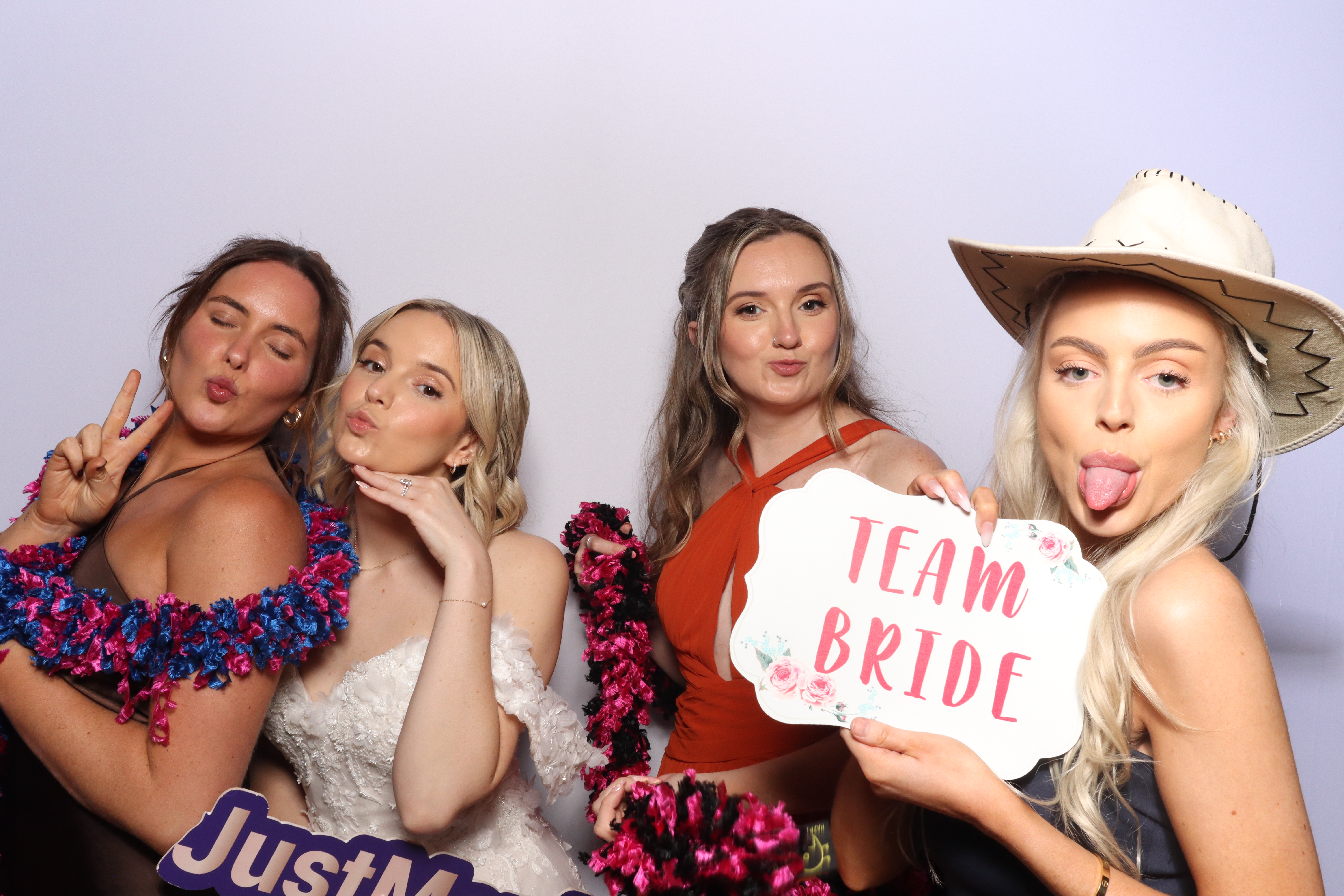 Charlie & Zac  | View more photos from the event at gallery.magicimages.uk/u/MagicImages/Charlie-Zac