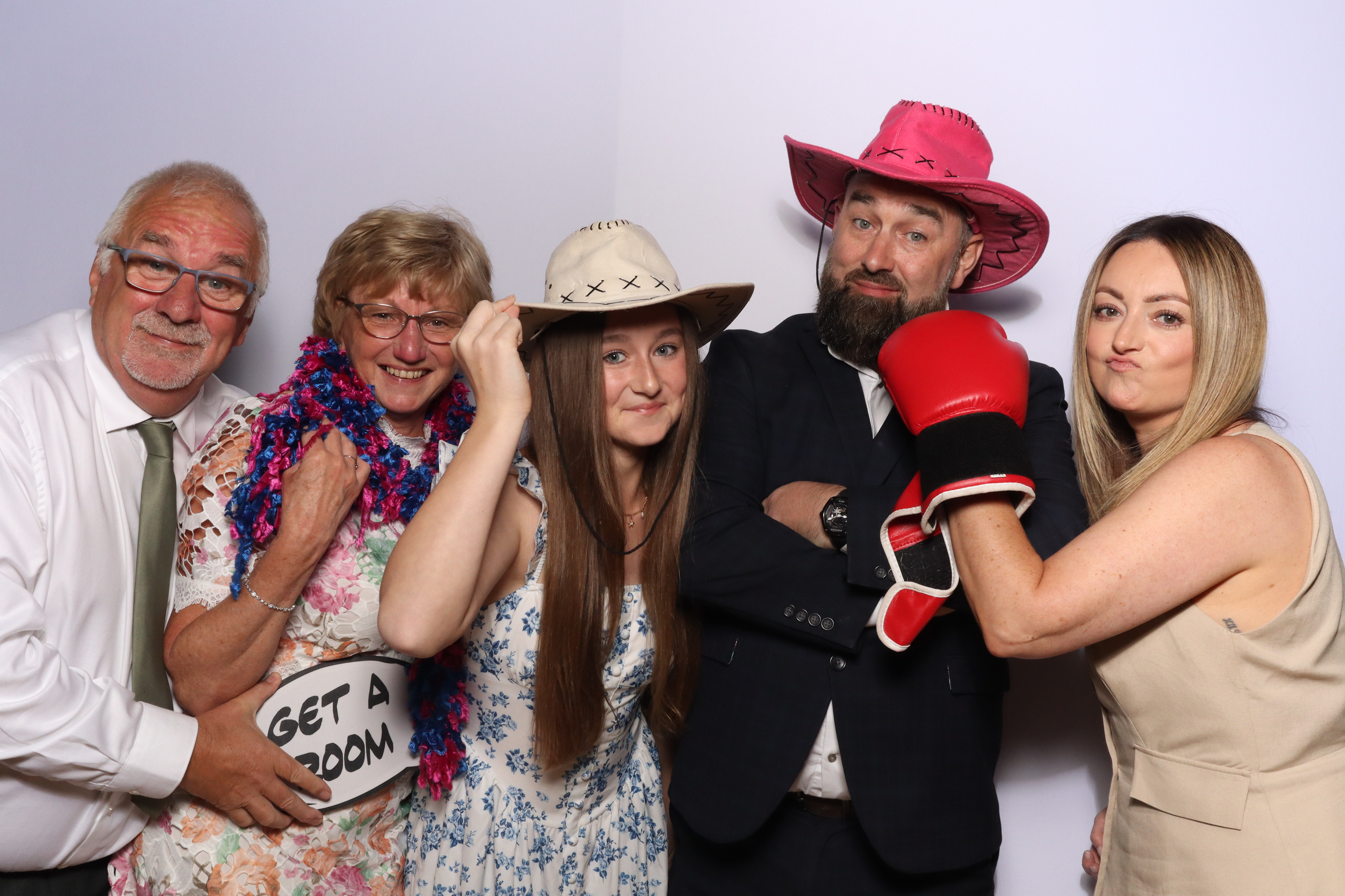 Charlie & Zac  | View more photos from the event at gallery.magicimages.uk/u/MagicImages/Charlie-Zac