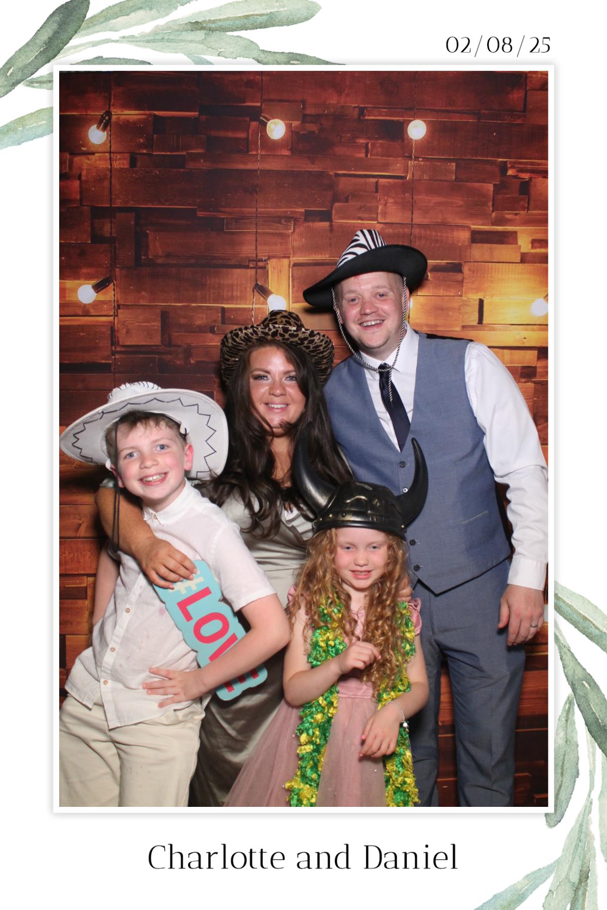 Charlotte & Daniel  | View more photos from the event at gallery.magicimages.uk/u/MagicImages/Charlotte-Daniel