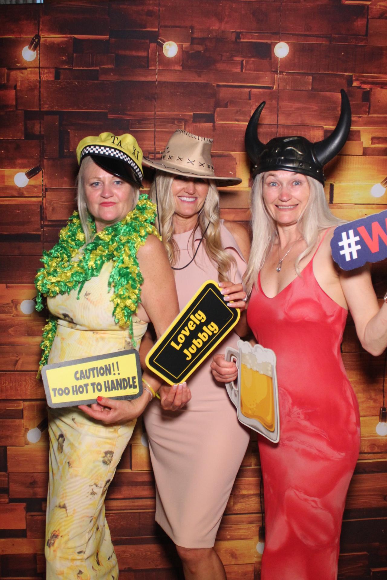 Charlotte & Daniel  | View more photos from the event at gallery.magicimages.uk/u/MagicImages/Charlotte-Daniel