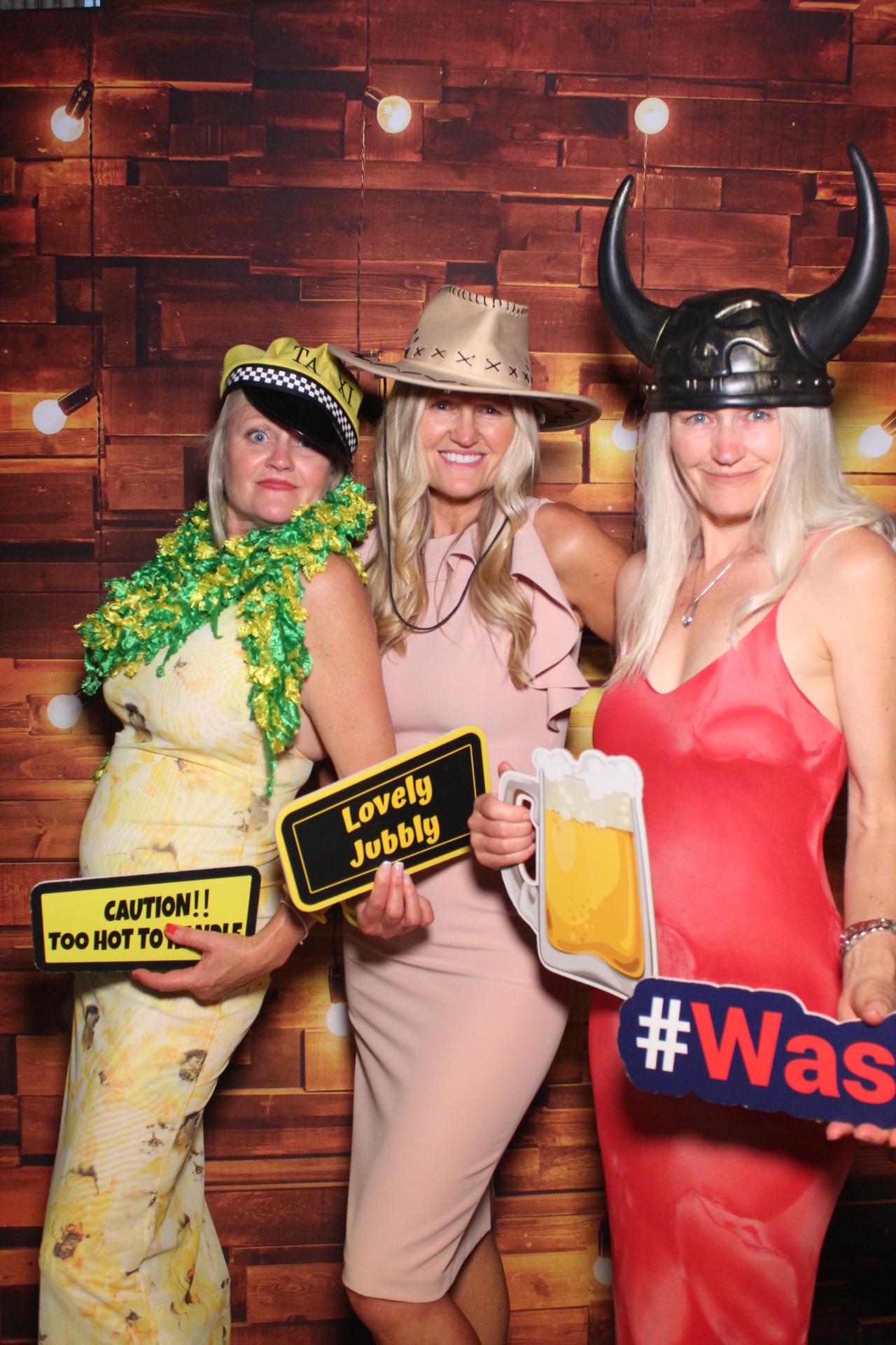 Charlotte & Daniel  | View more photos from the event at gallery.magicimages.uk/u/MagicImages/Charlotte-Daniel