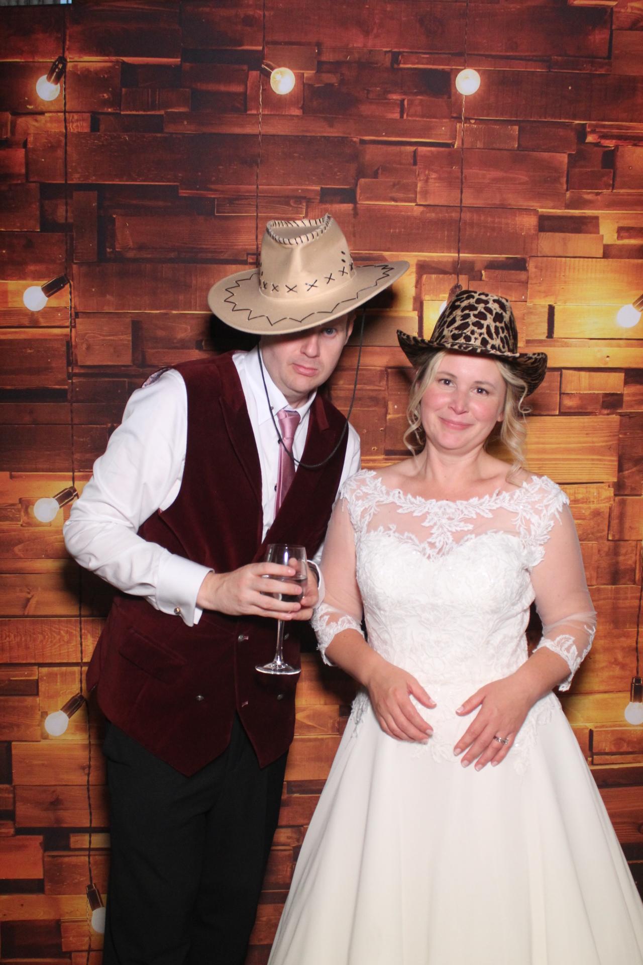 Charlotte & Daniel  | View more photos from the event at gallery.magicimages.uk/u/MagicImages/Charlotte-Daniel