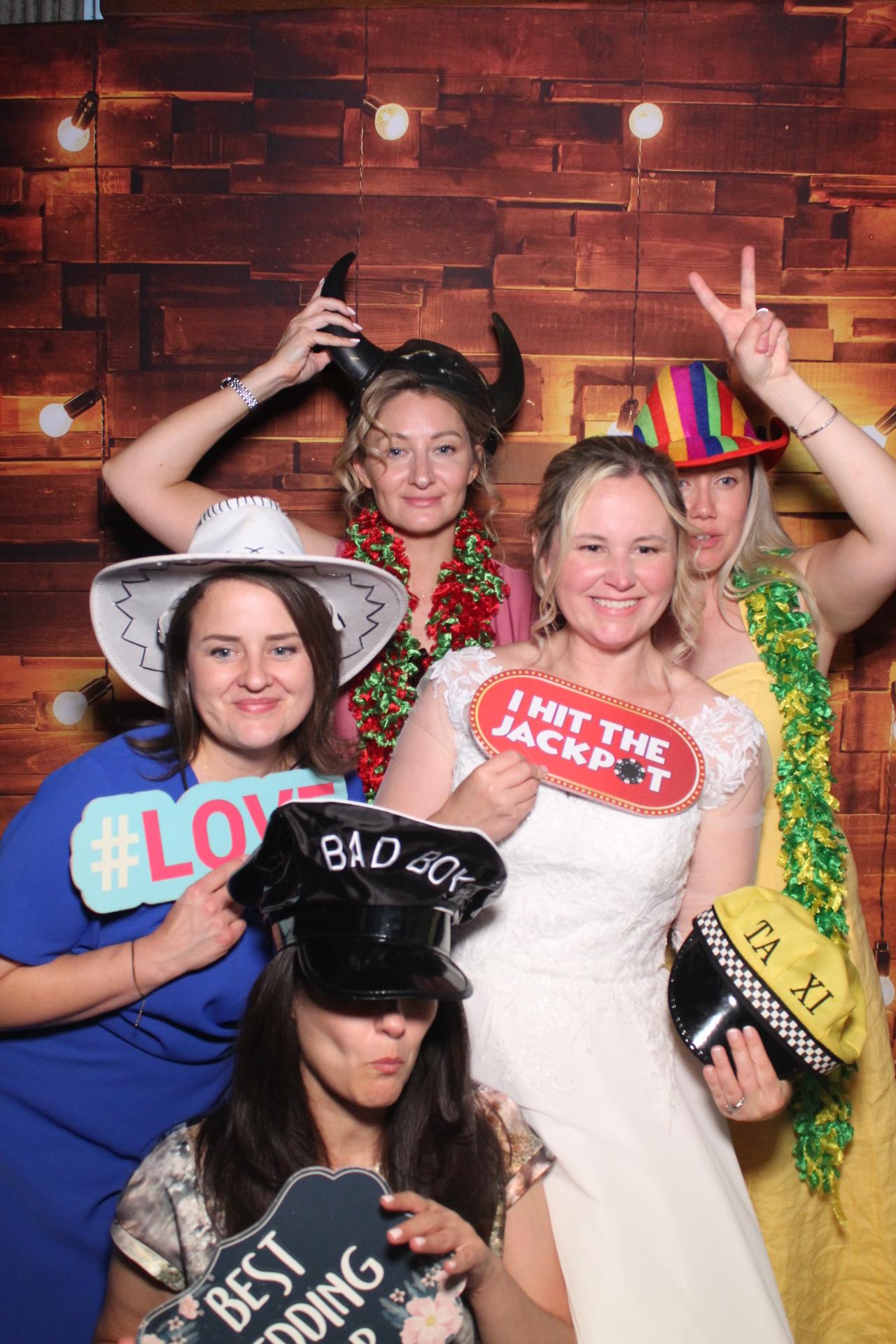 Charlotte & Daniel  | View more photos from the event at gallery.magicimages.uk/u/MagicImages/Charlotte-Daniel