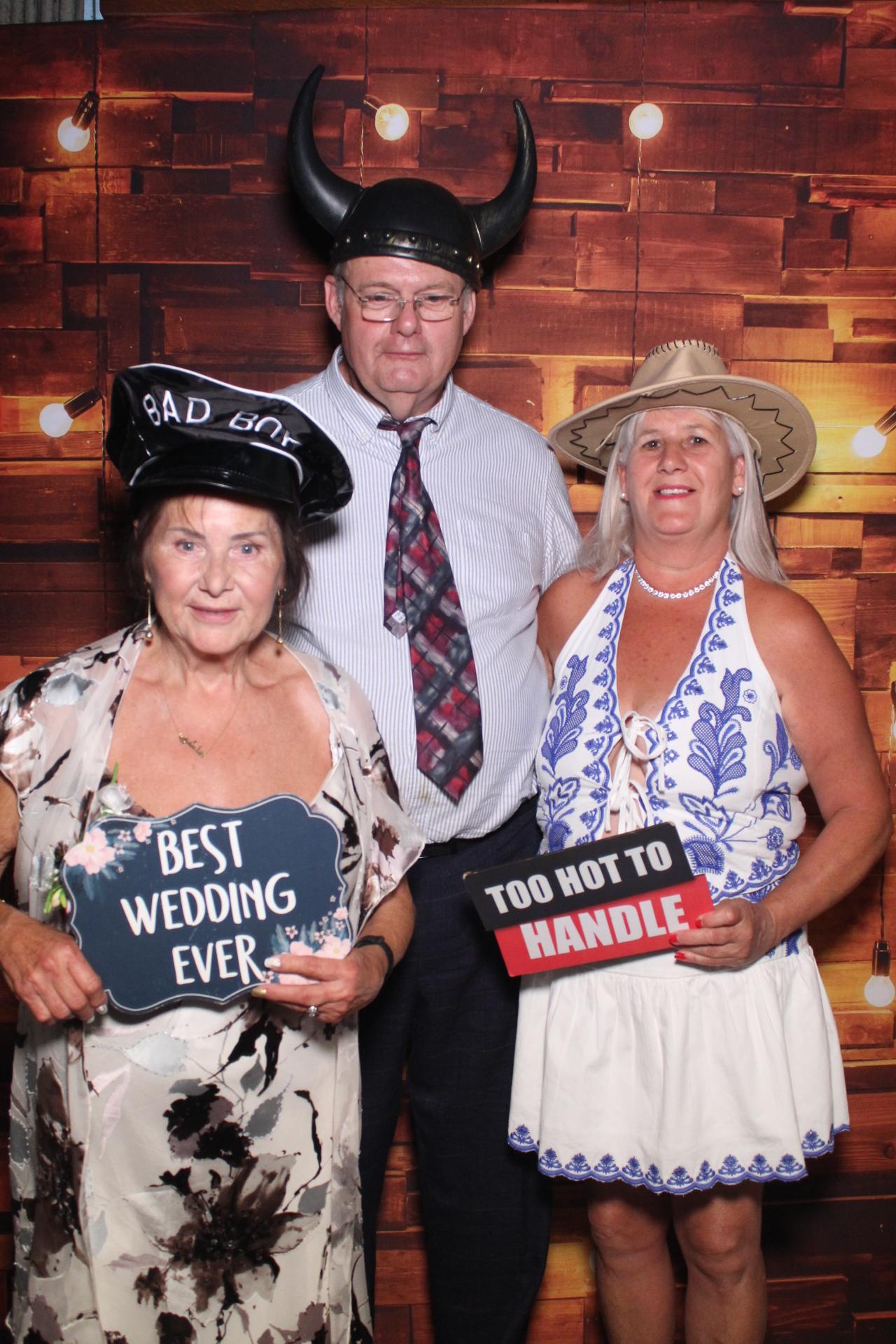 Charlotte & Daniel  | View more photos from the event at gallery.magicimages.uk/u/MagicImages/Charlotte-Daniel