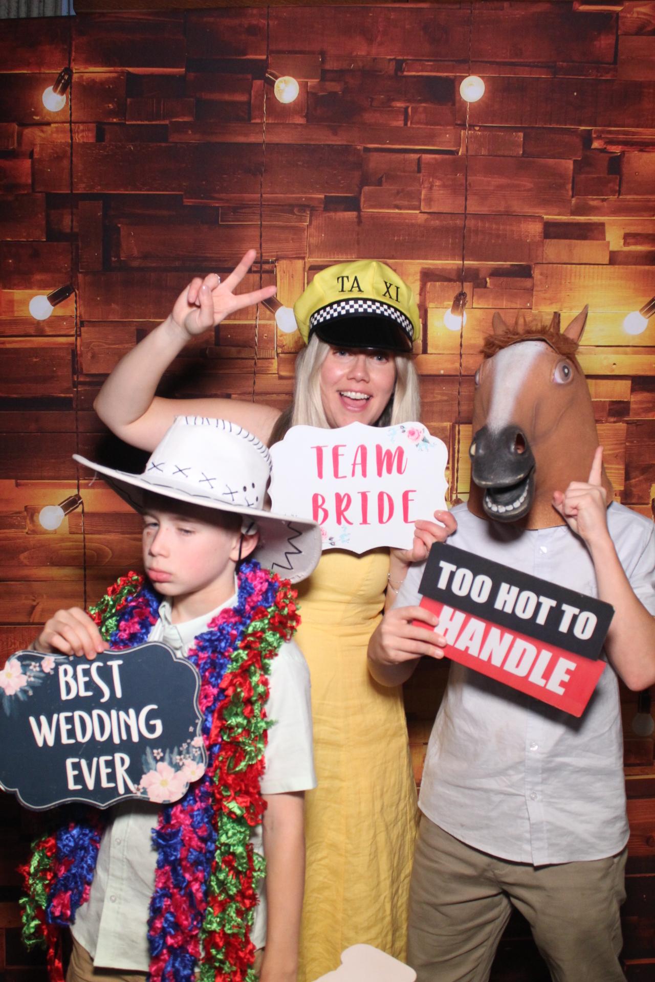 Charlotte & Daniel  | View more photos from the event at gallery.magicimages.uk/u/MagicImages/Charlotte-Daniel