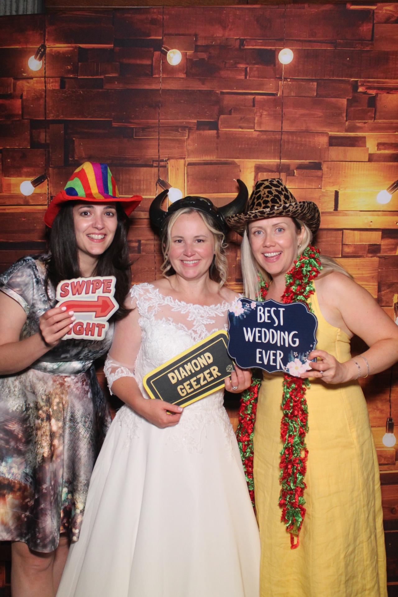 Charlotte & Daniel  | View more photos from the event at gallery.magicimages.uk/u/MagicImages/Charlotte-Daniel