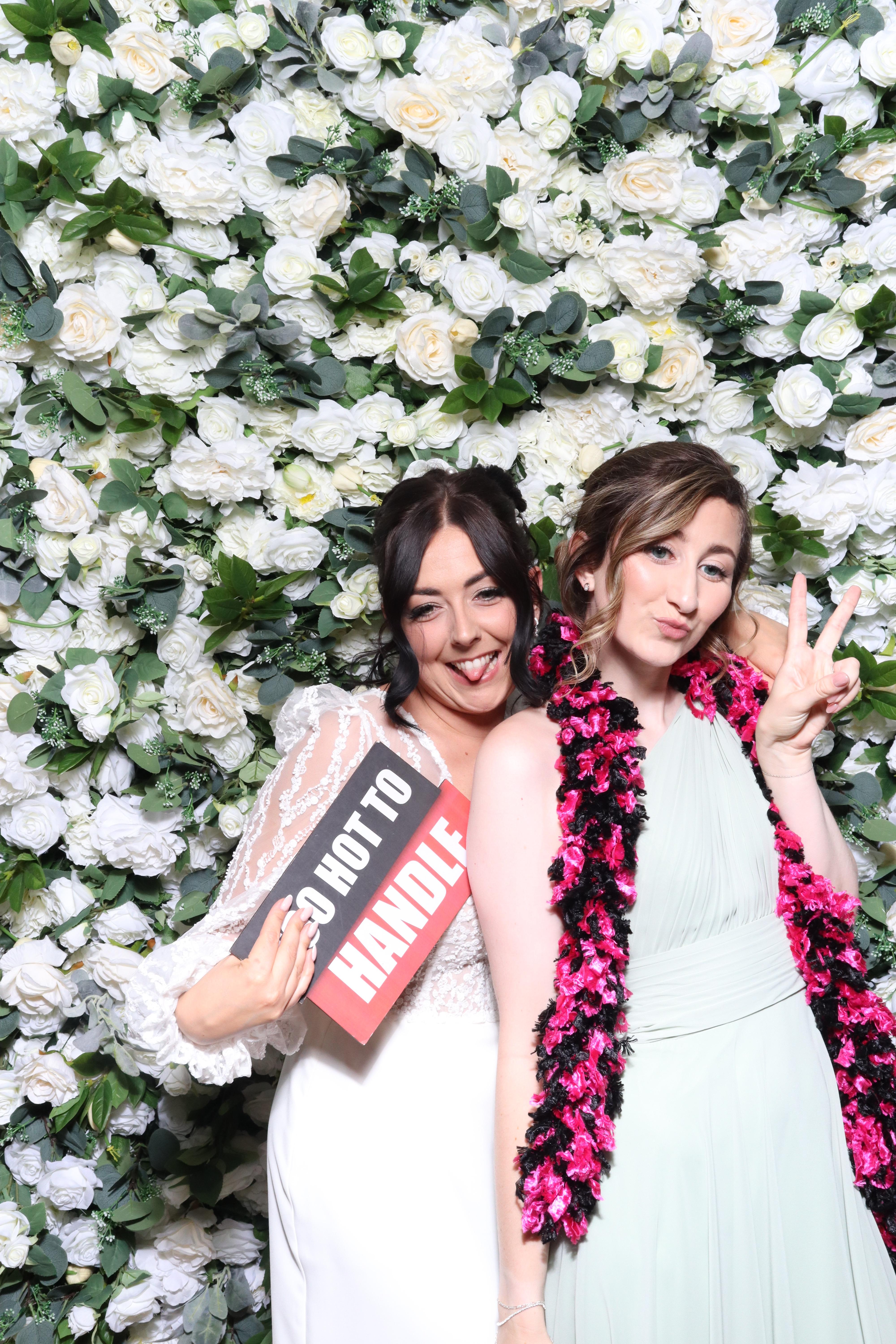 Charlotte & Jamie | View more photos from the event at gallery.magicimages.uk/u/MagicImages/Charlotte-Jamie