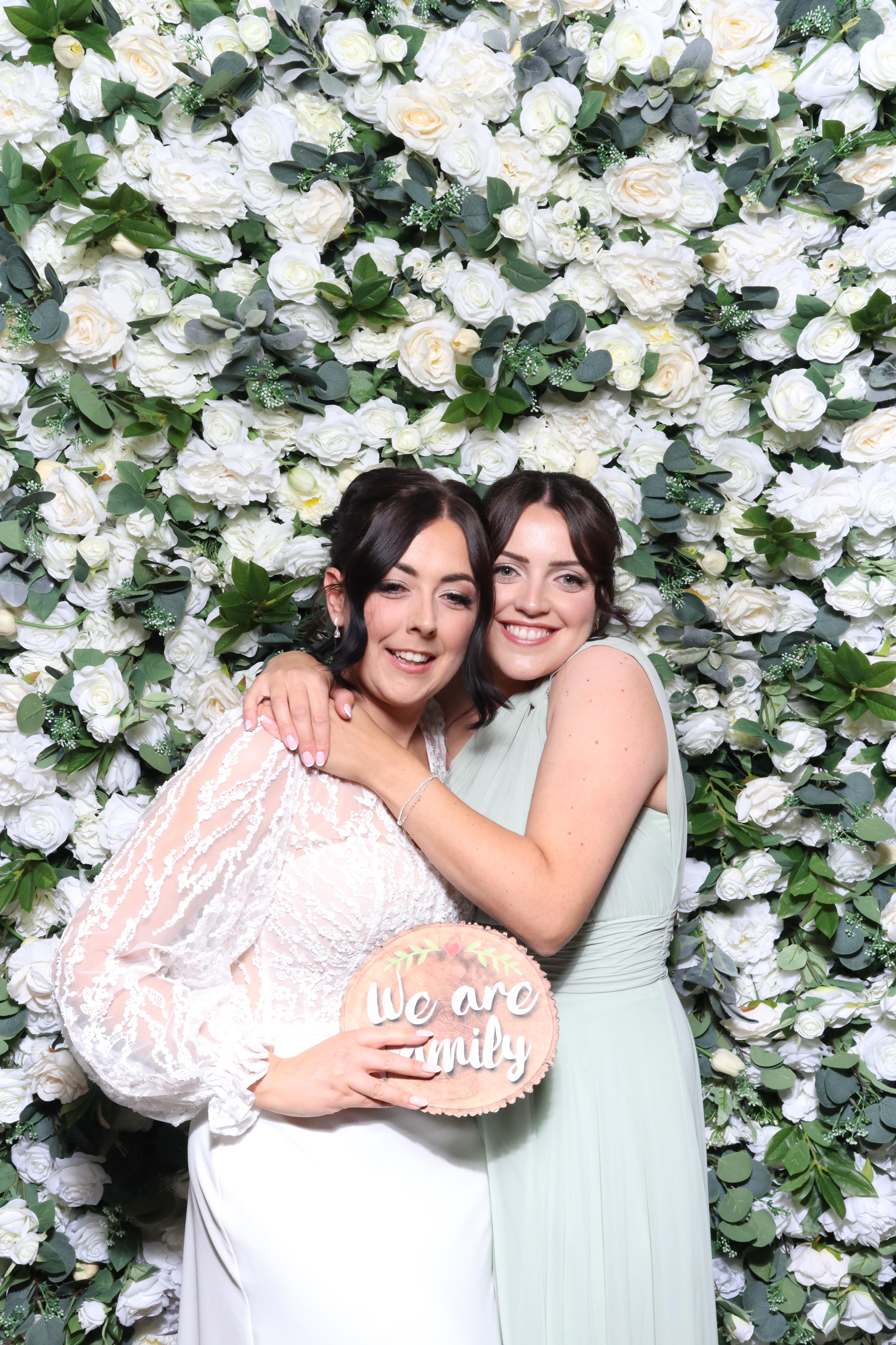 Charlotte & Jamie | View more photos from the event at gallery.magicimages.uk/u/MagicImages/Charlotte-Jamie