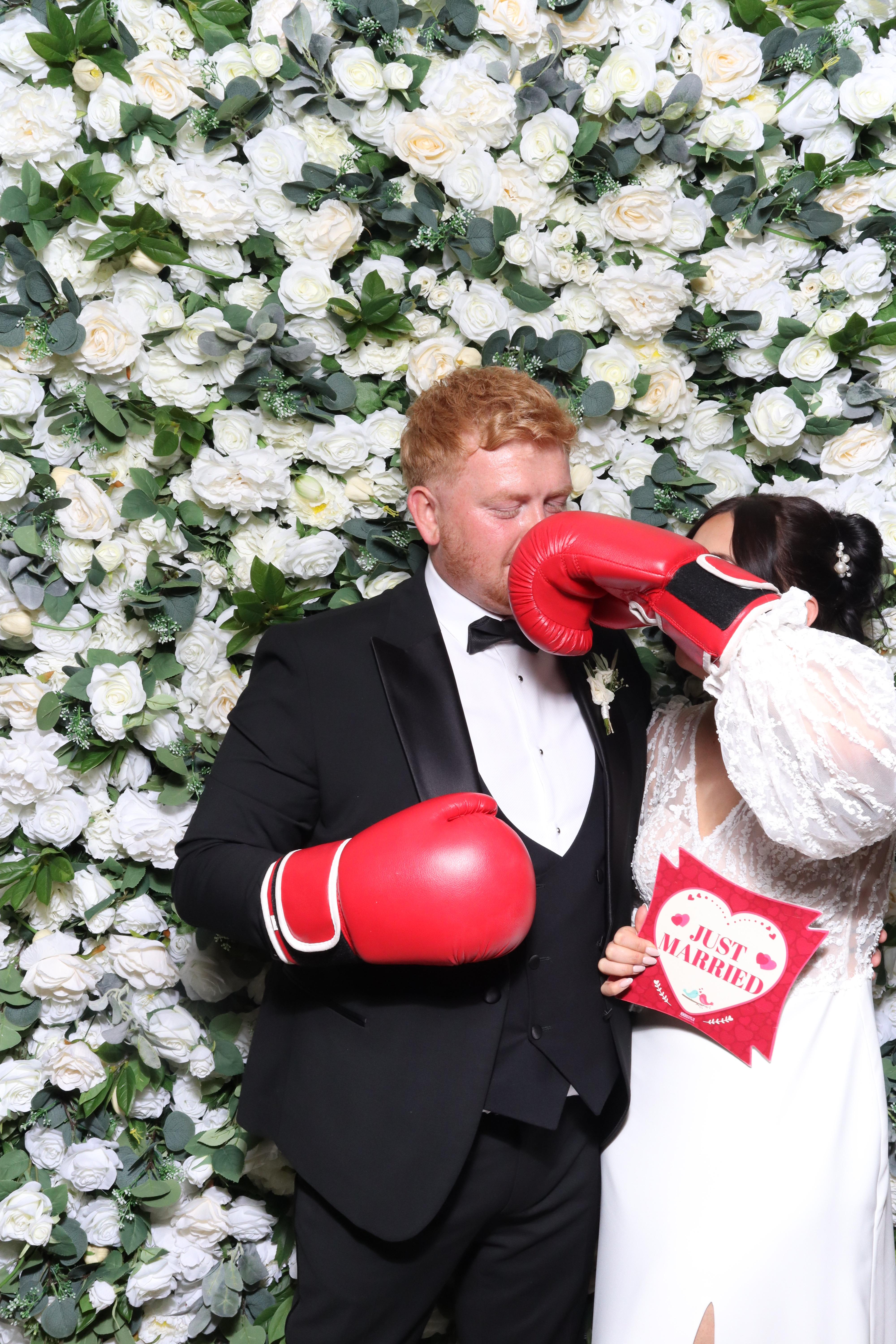 Charlotte & Jamie | View more photos from the event at gallery.magicimages.uk/u/MagicImages/Charlotte-Jamie