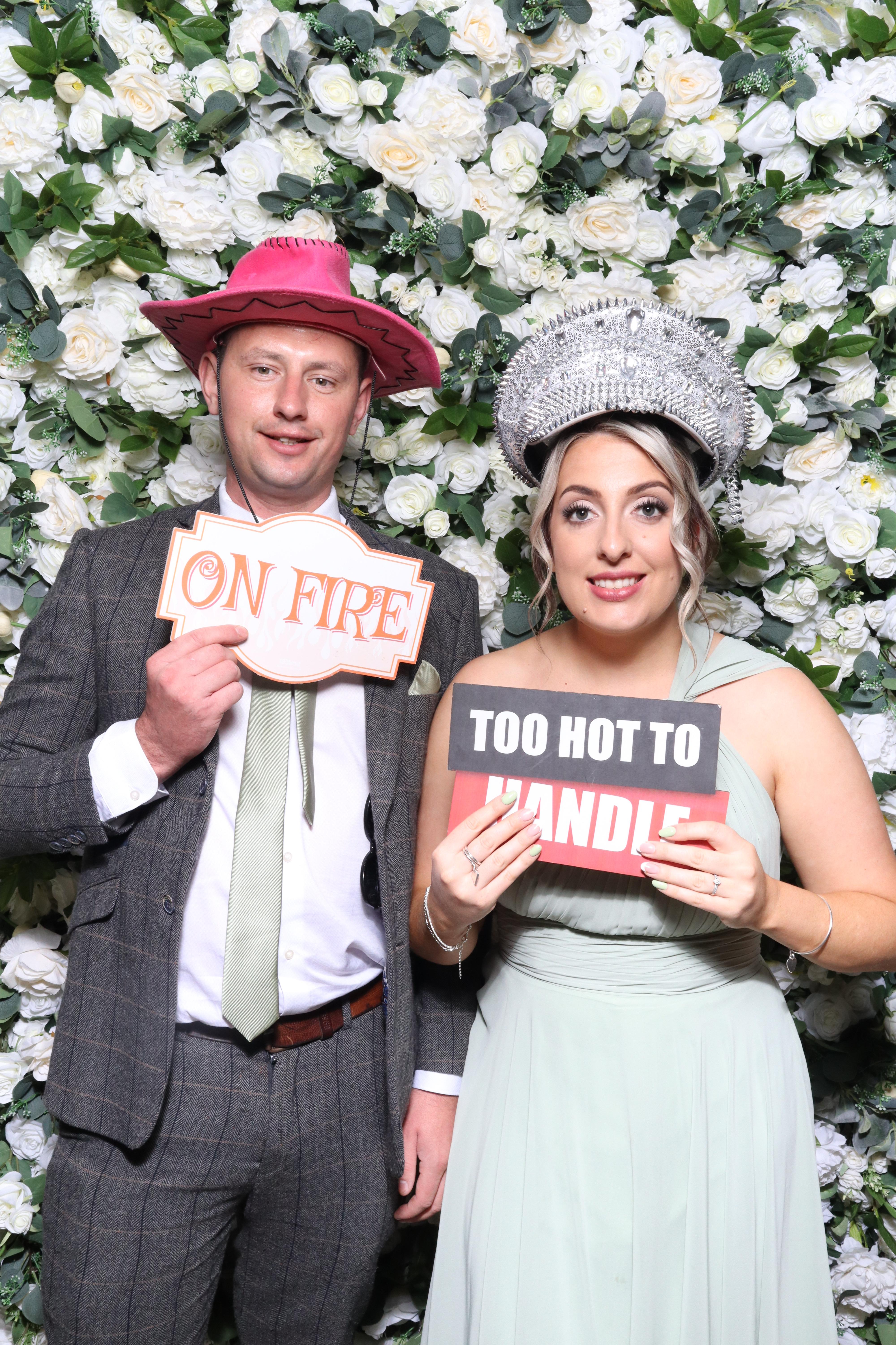 Charlotte & Jamie | View more photos from the event at gallery.magicimages.uk/u/MagicImages/Charlotte-Jamie