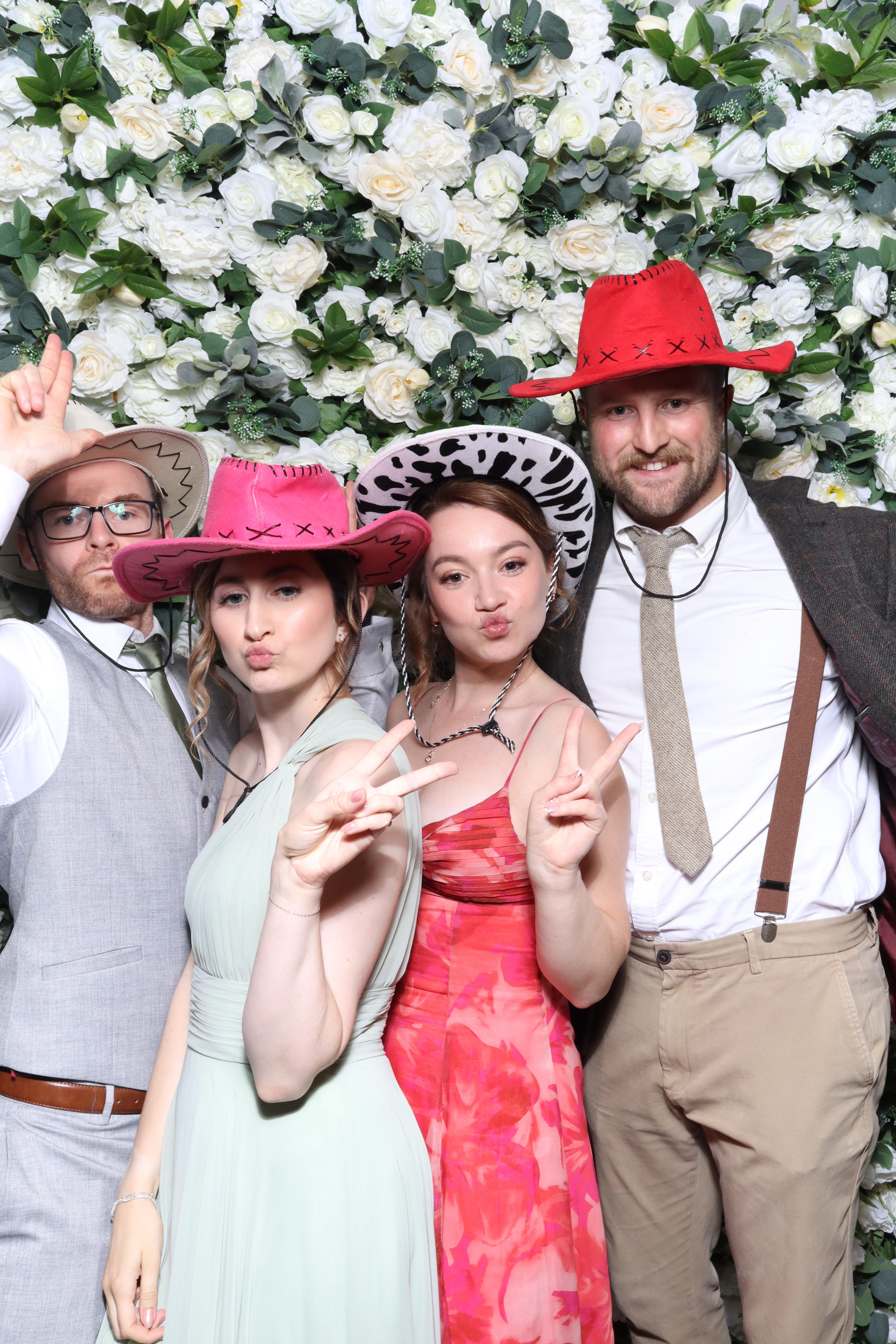 Charlotte & Jamie | View more photos from the event at gallery.magicimages.uk/u/MagicImages/Charlotte-Jamie