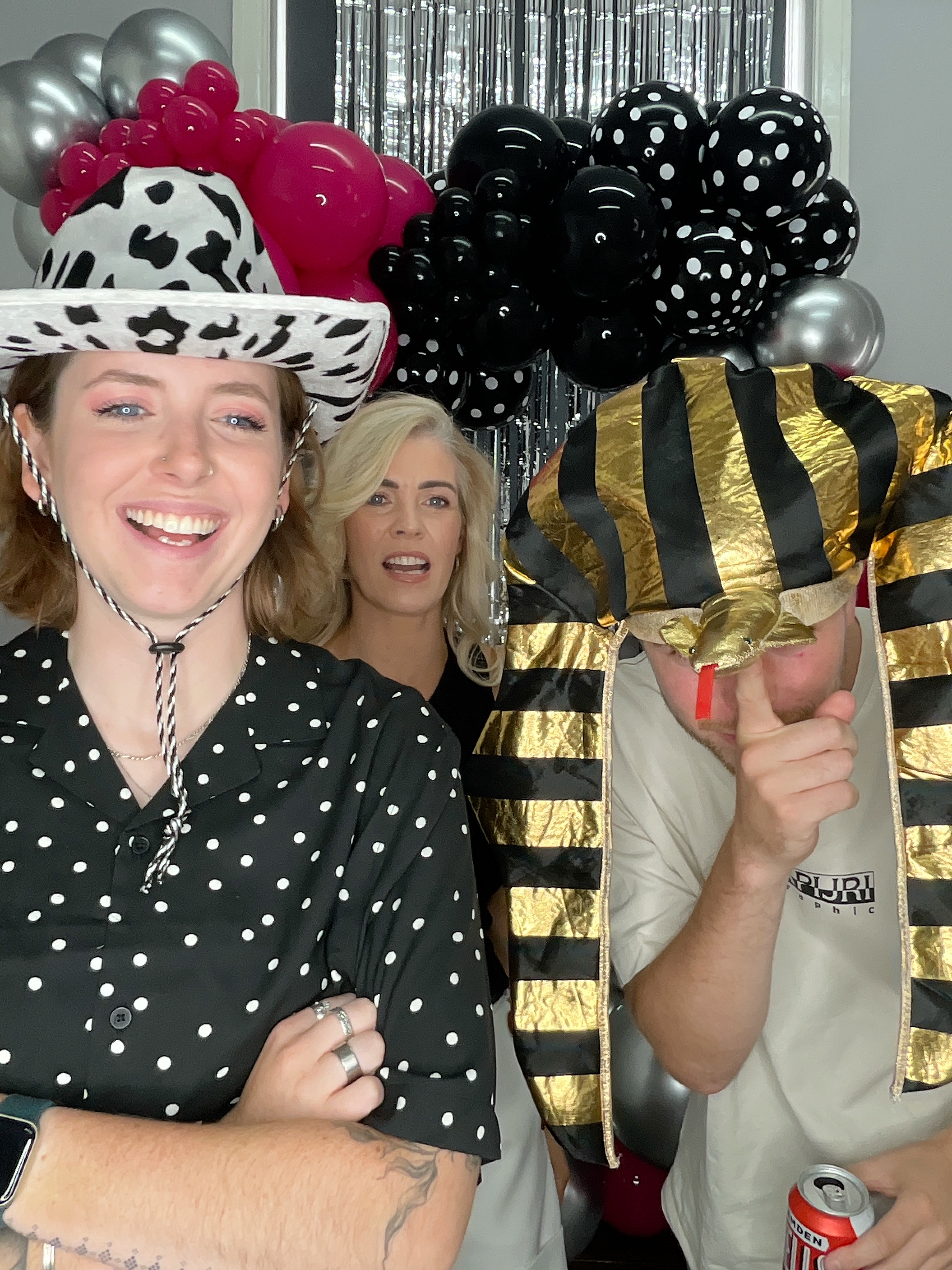 Christine’s 80th Birthday Bash! | View more photos from the event at gallery.magicimages.uk/u/MagicImages/Christine’s-80th-Birthday-Bash