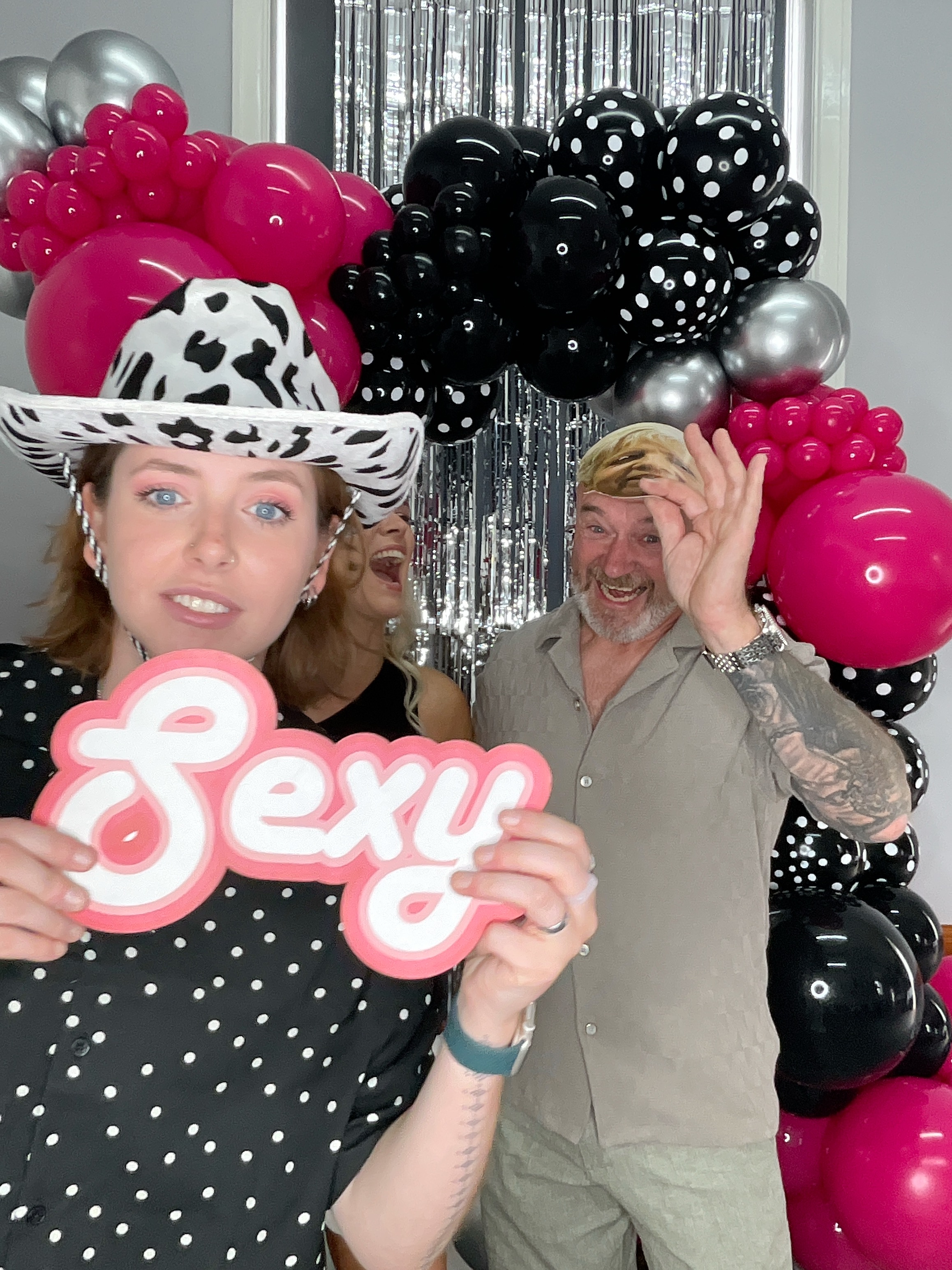 Christine’s 80th Birthday Bash! | View more photos from the event at gallery.magicimages.uk/u/MagicImages/Christine’s-80th-Birthday-Bash