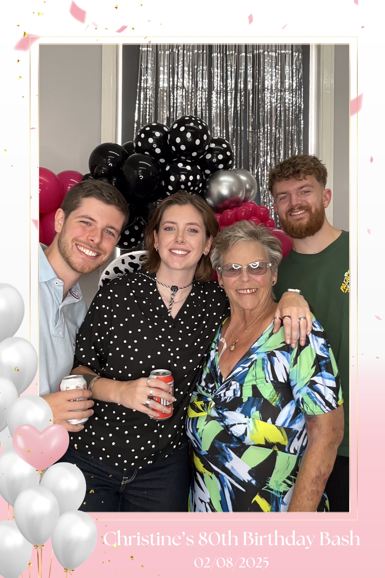 Christine’s 80th Birthday Bash! | View more photos from the event at gallery.magicimages.uk/u/MagicImages/Christine’s-80th-Birthday-Bash