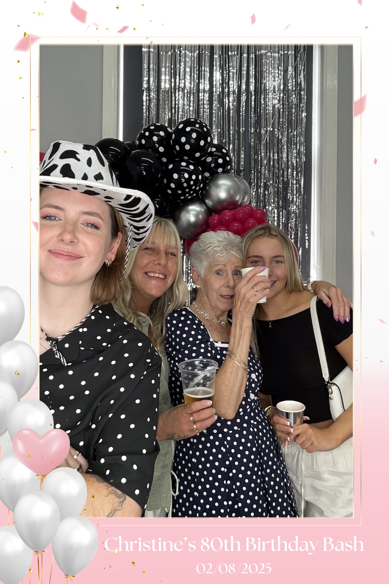 Christine’s 80th Birthday Bash! | View more photos from the event at gallery.magicimages.uk/u/MagicImages/Christine’s-80th-Birthday-Bash