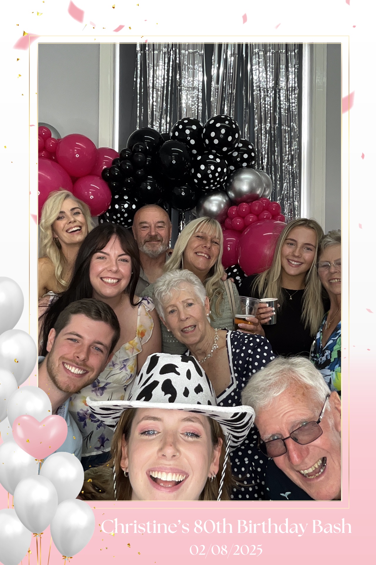 Christine’s 80th Birthday Bash! | View more photos from the event at gallery.magicimages.uk/u/MagicImages/Christine’s-80th-Birthday-Bash