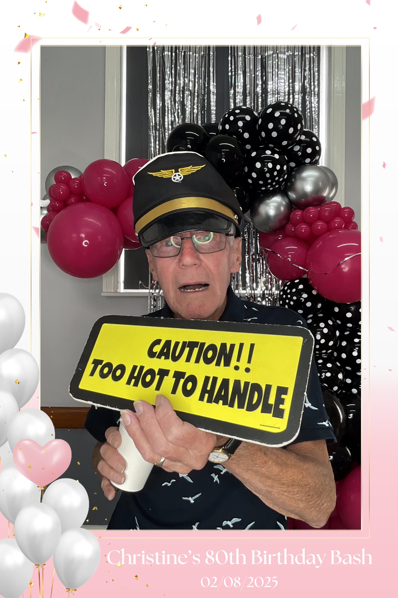 Christine’s 80th Birthday Bash! | View more photos from the event at gallery.magicimages.uk/u/MagicImages/Christine’s-80th-Birthday-Bash