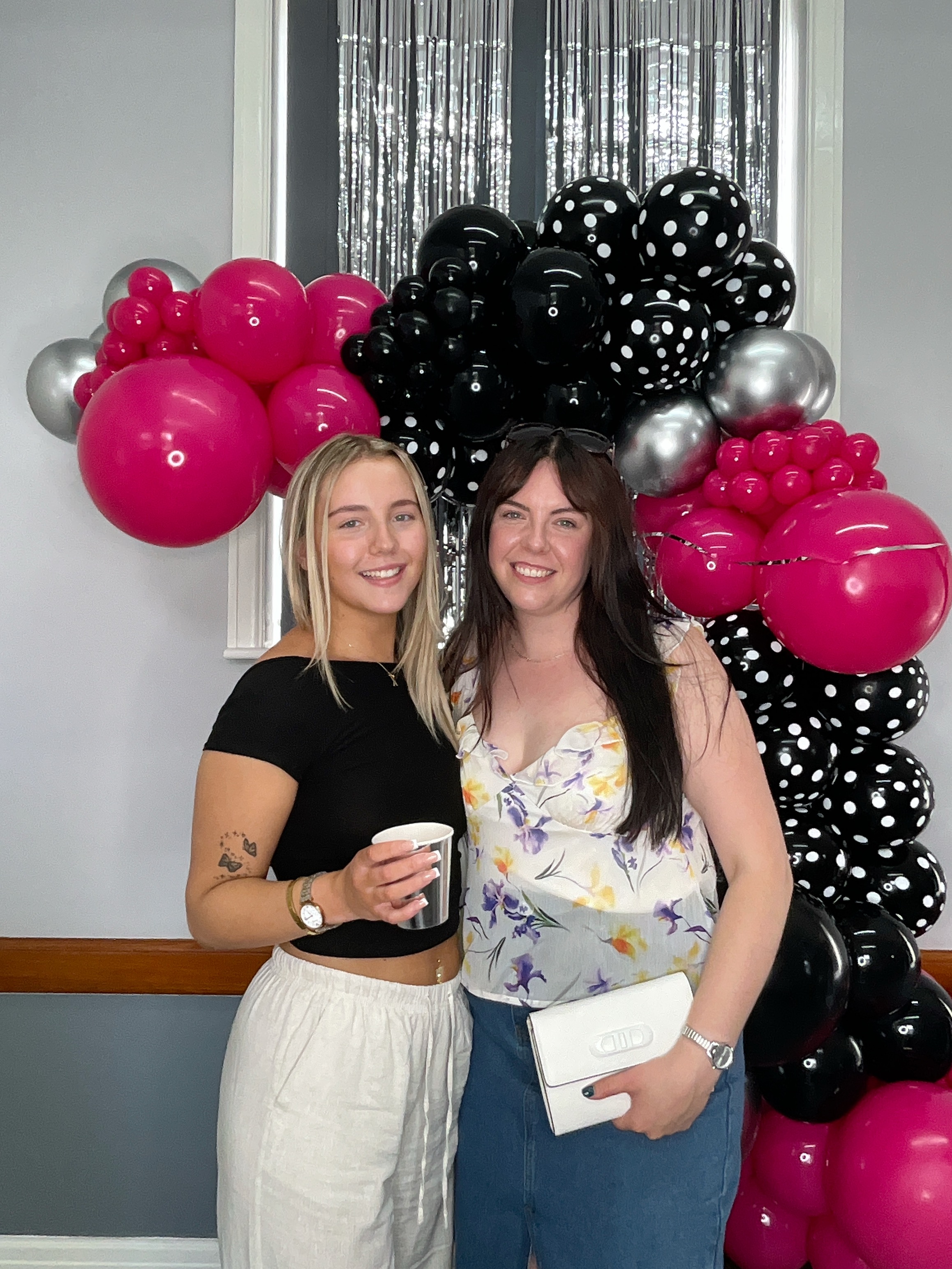 Christine’s 80th Birthday Bash! | View more photos from the event at gallery.magicimages.uk/u/MagicImages/Christine’s-80th-Birthday-Bash