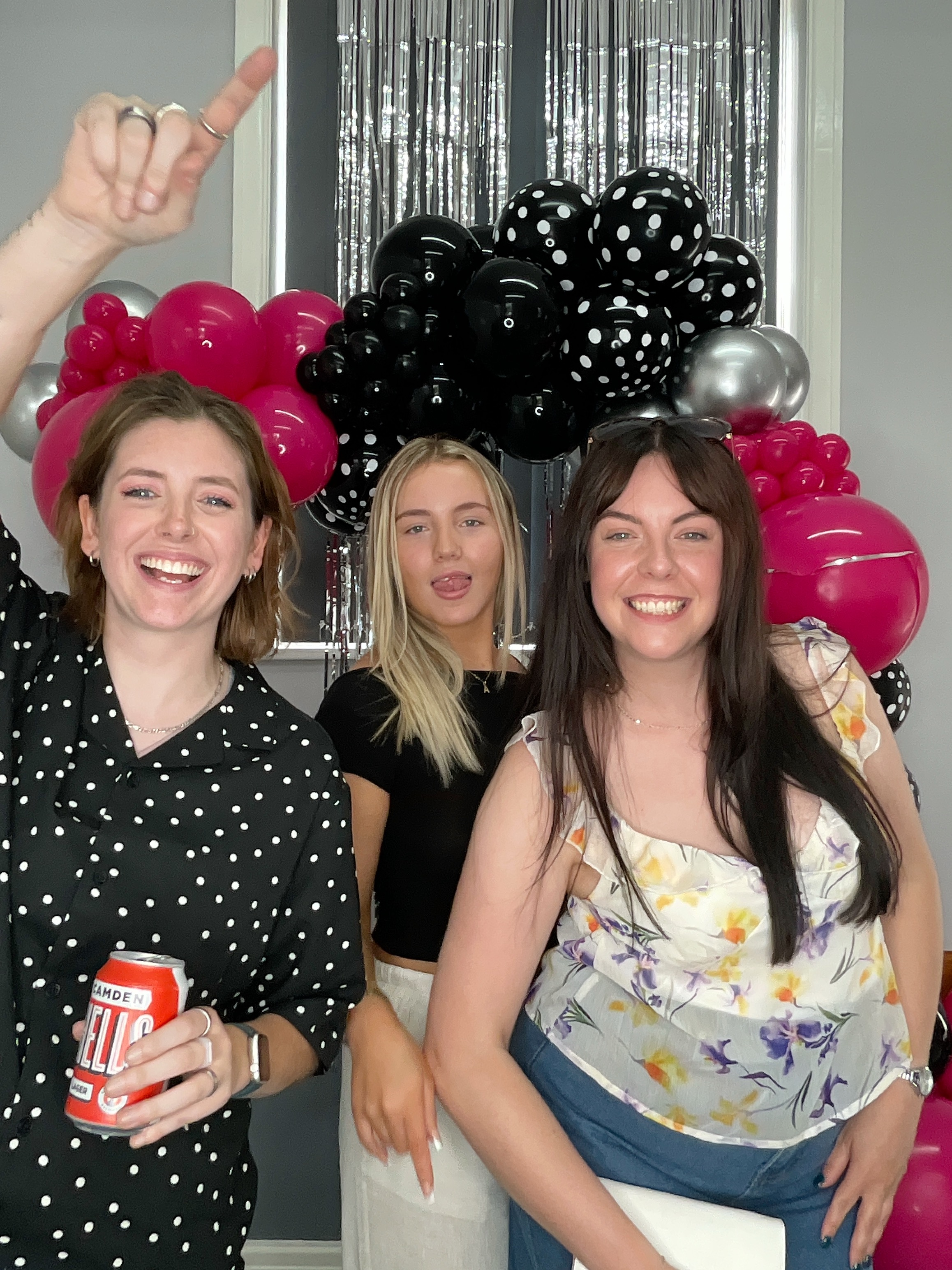 Christine’s 80th Birthday Bash! | View more photos from the event at gallery.magicimages.uk/u/MagicImages/Christine’s-80th-Birthday-Bash