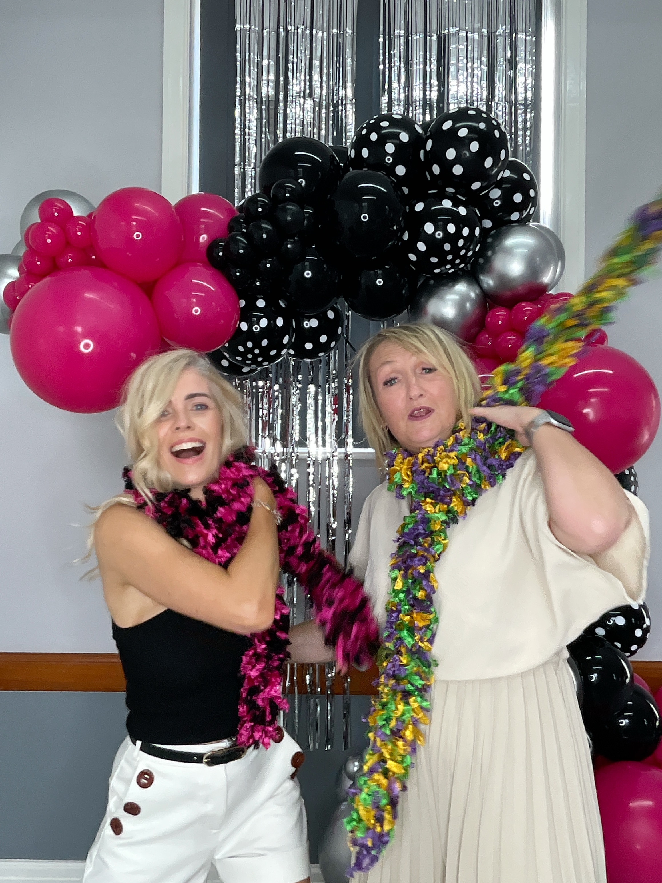 Christine’s 80th Birthday Bash! | View more photos from the event at gallery.magicimages.uk/u/MagicImages/Christine’s-80th-Birthday-Bash