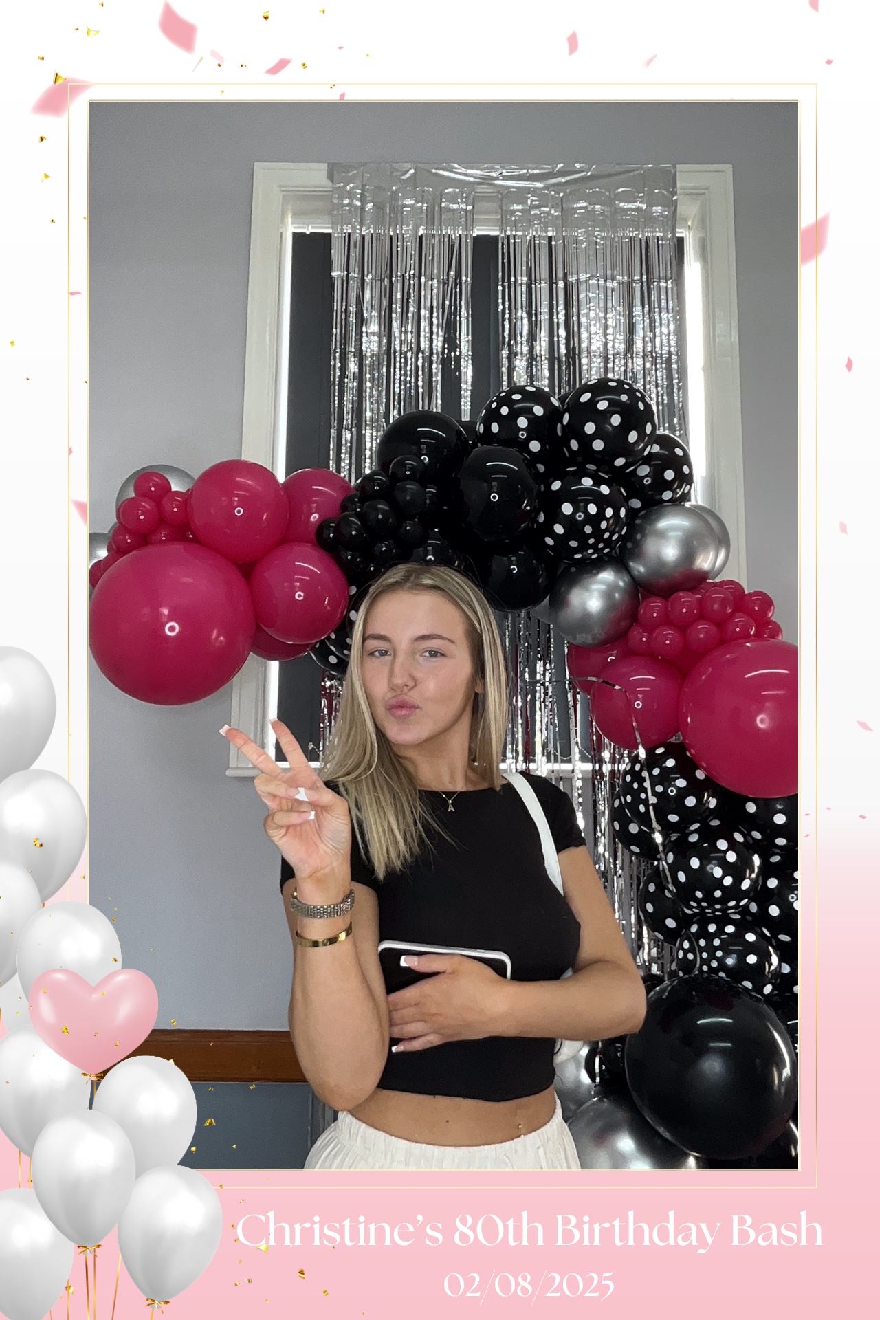 Christine’s 80th Birthday Bash! | View more photos from the event at gallery.magicimages.uk/u/MagicImages/Christine’s-80th-Birthday-Bash