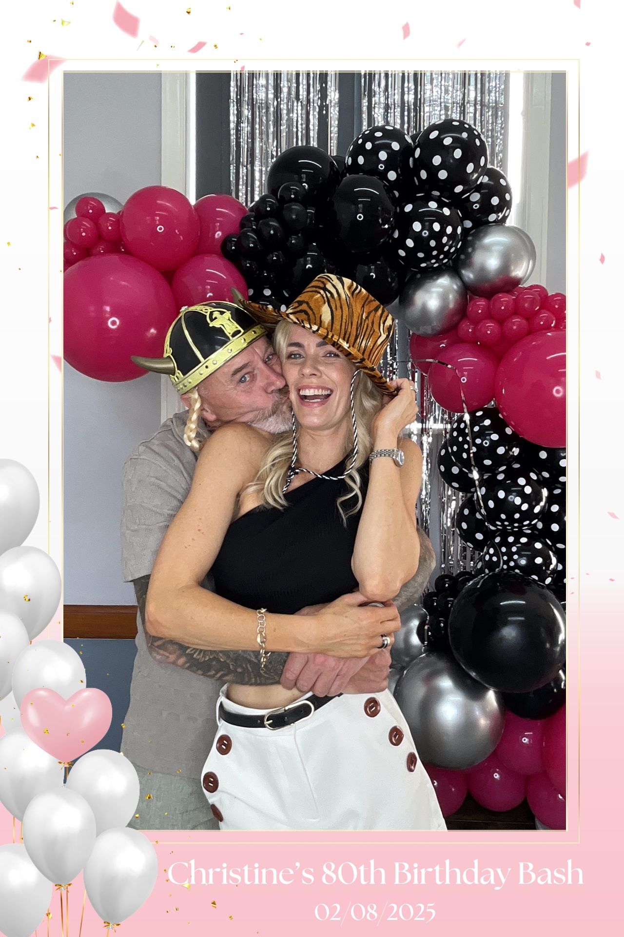 Christine’s 80th Birthday Bash! | View more photos from the event at gallery.magicimages.uk/u/MagicImages/Christine’s-80th-Birthday-Bash