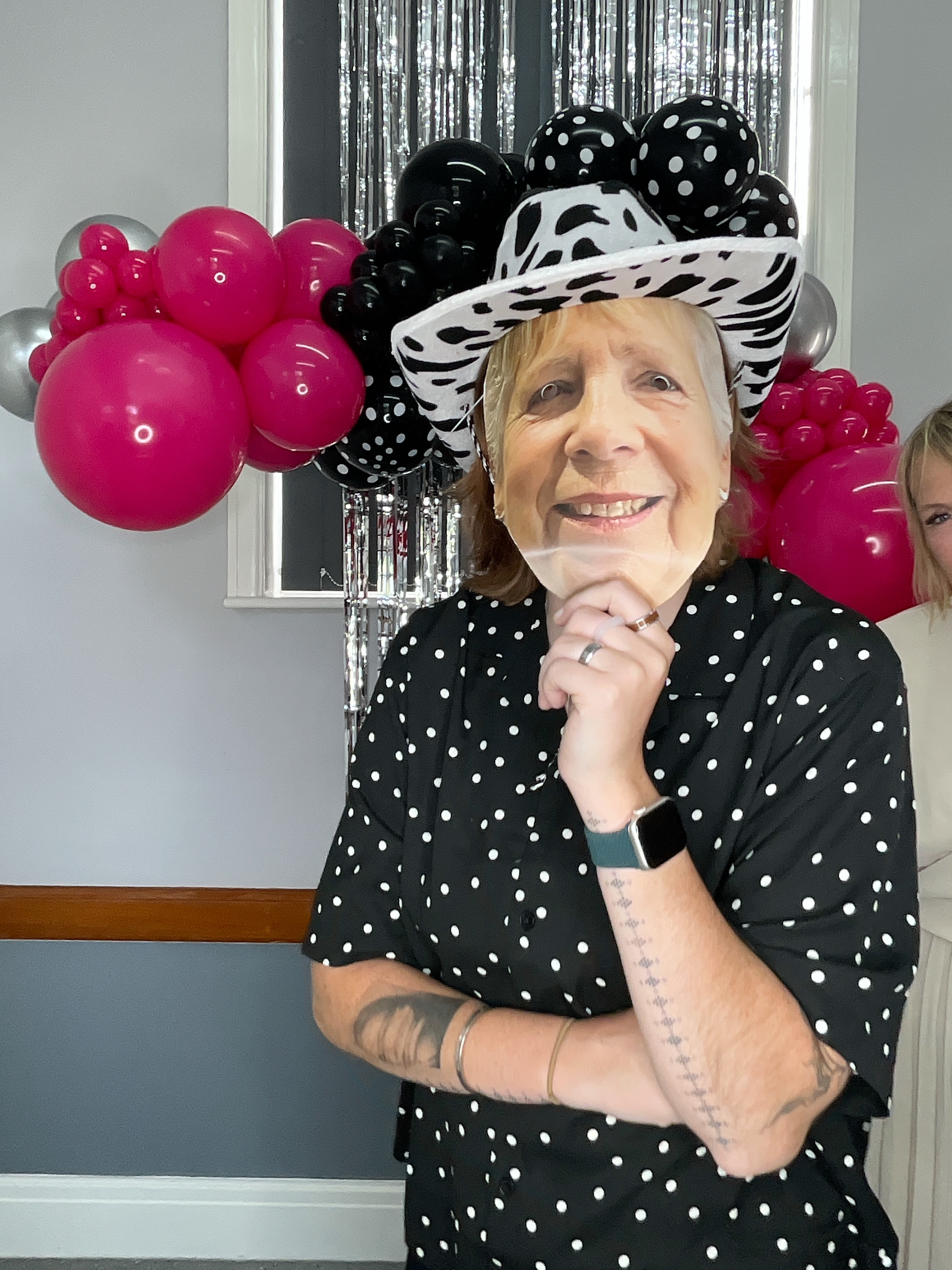 Christine’s 80th Birthday Bash! | View more photos from the event at gallery.magicimages.uk/u/MagicImages/Christine’s-80th-Birthday-Bash