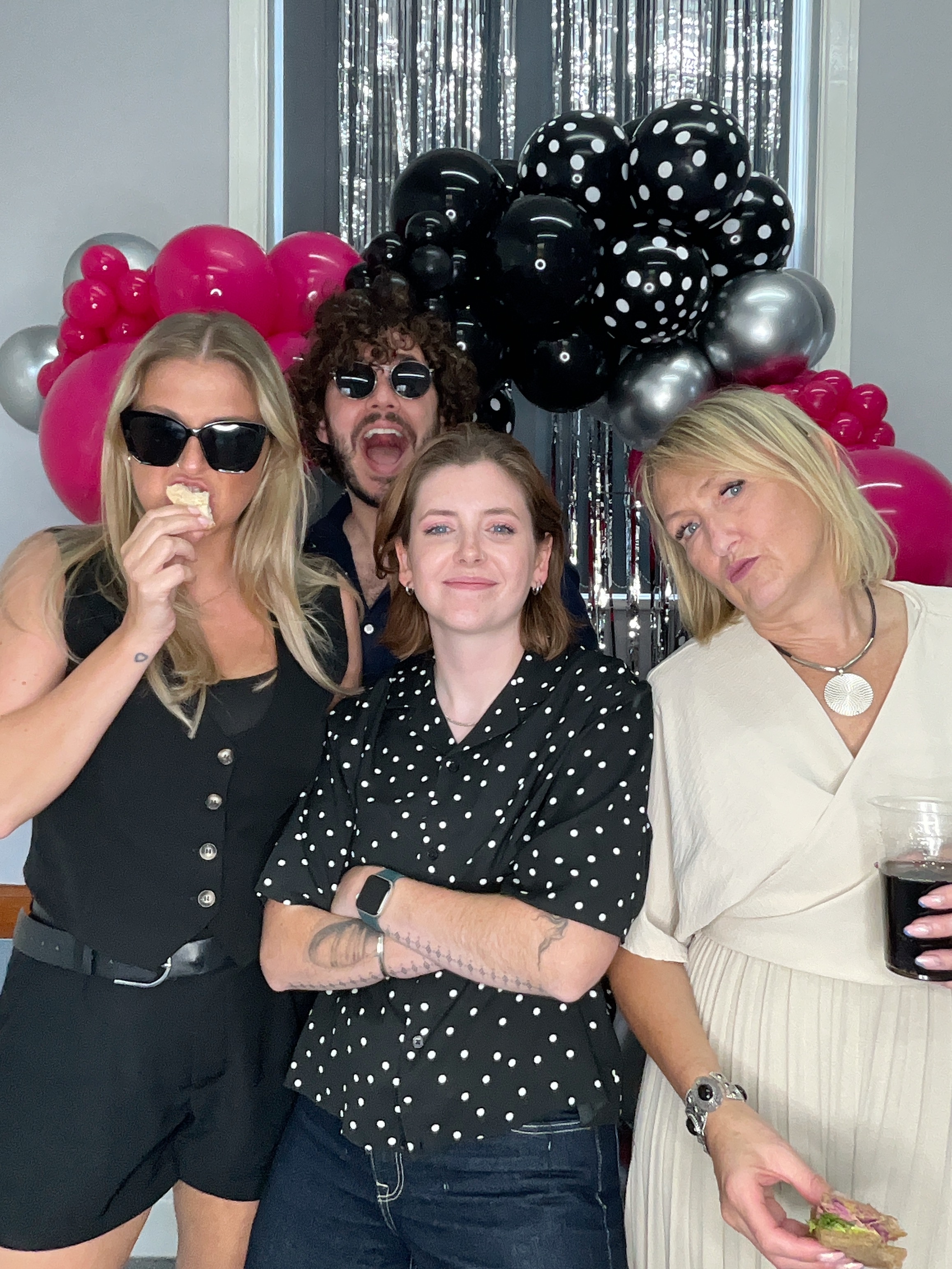 Christine’s 80th Birthday Bash! | View more photos from the event at gallery.magicimages.uk/u/MagicImages/Christine’s-80th-Birthday-Bash