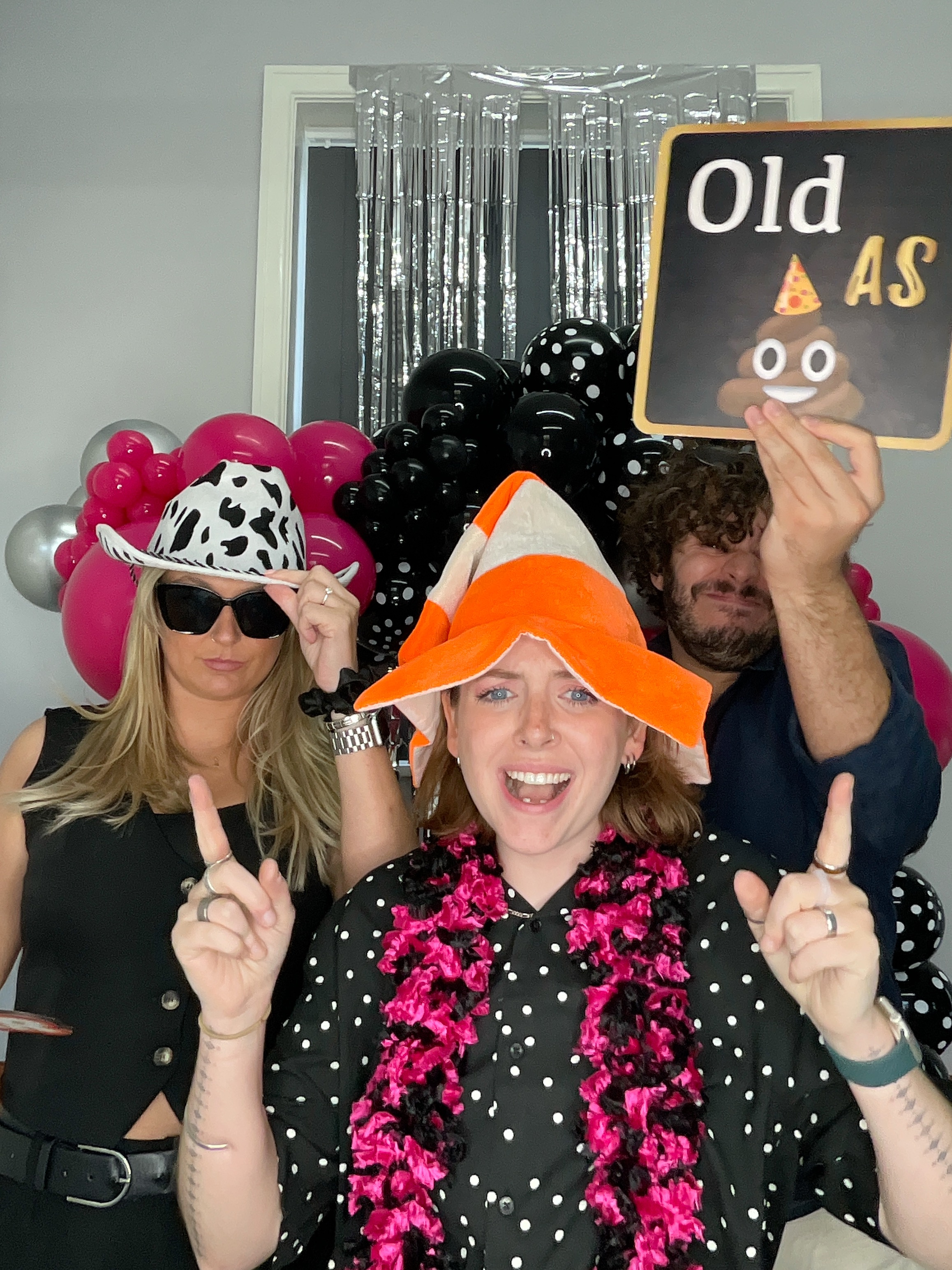 Christine’s 80th Birthday Bash! | View more photos from the event at gallery.magicimages.uk/u/MagicImages/Christine’s-80th-Birthday-Bash